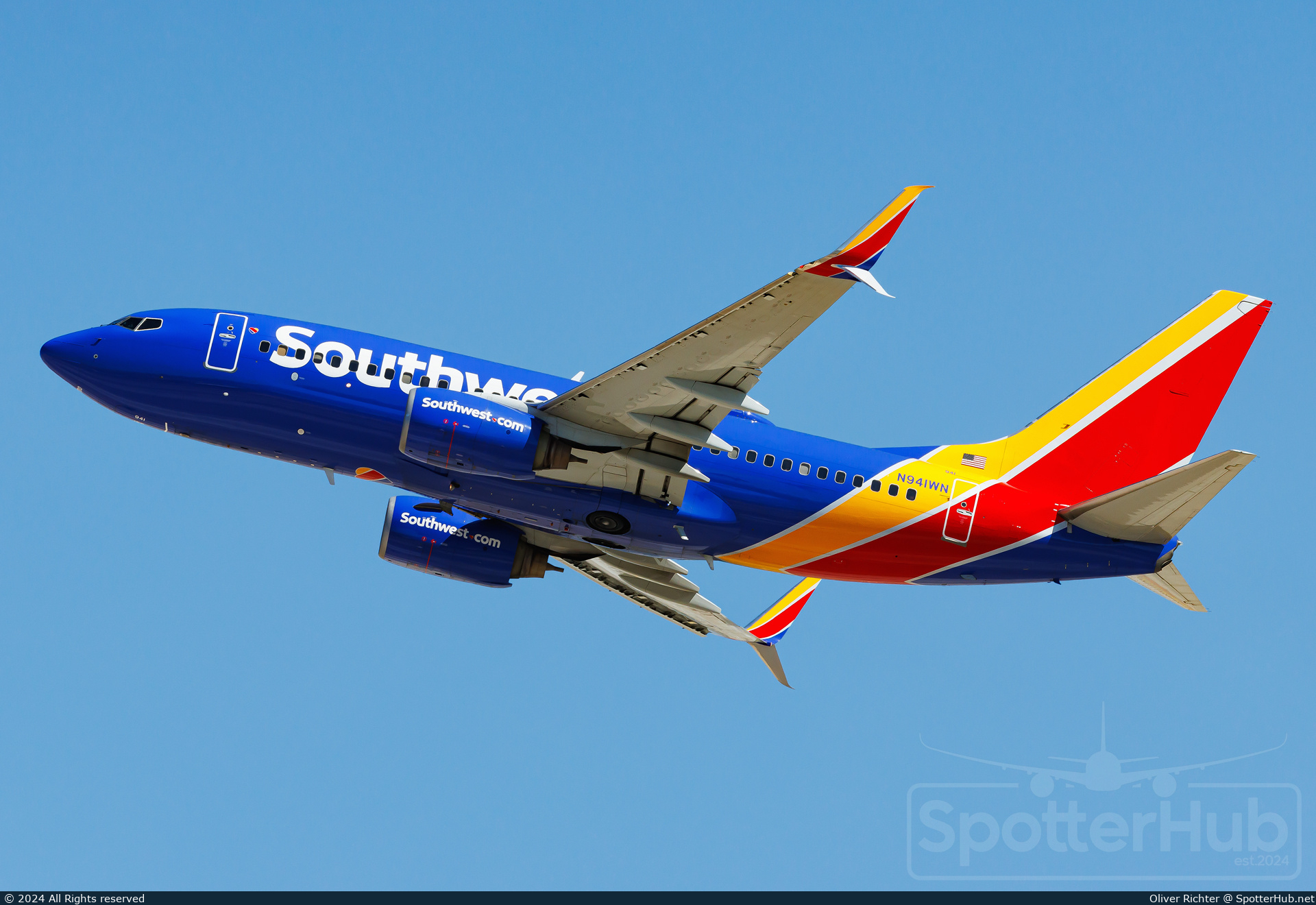 Photo of N941WN - Boeing 737-7H4 operated by Southwest Airlines