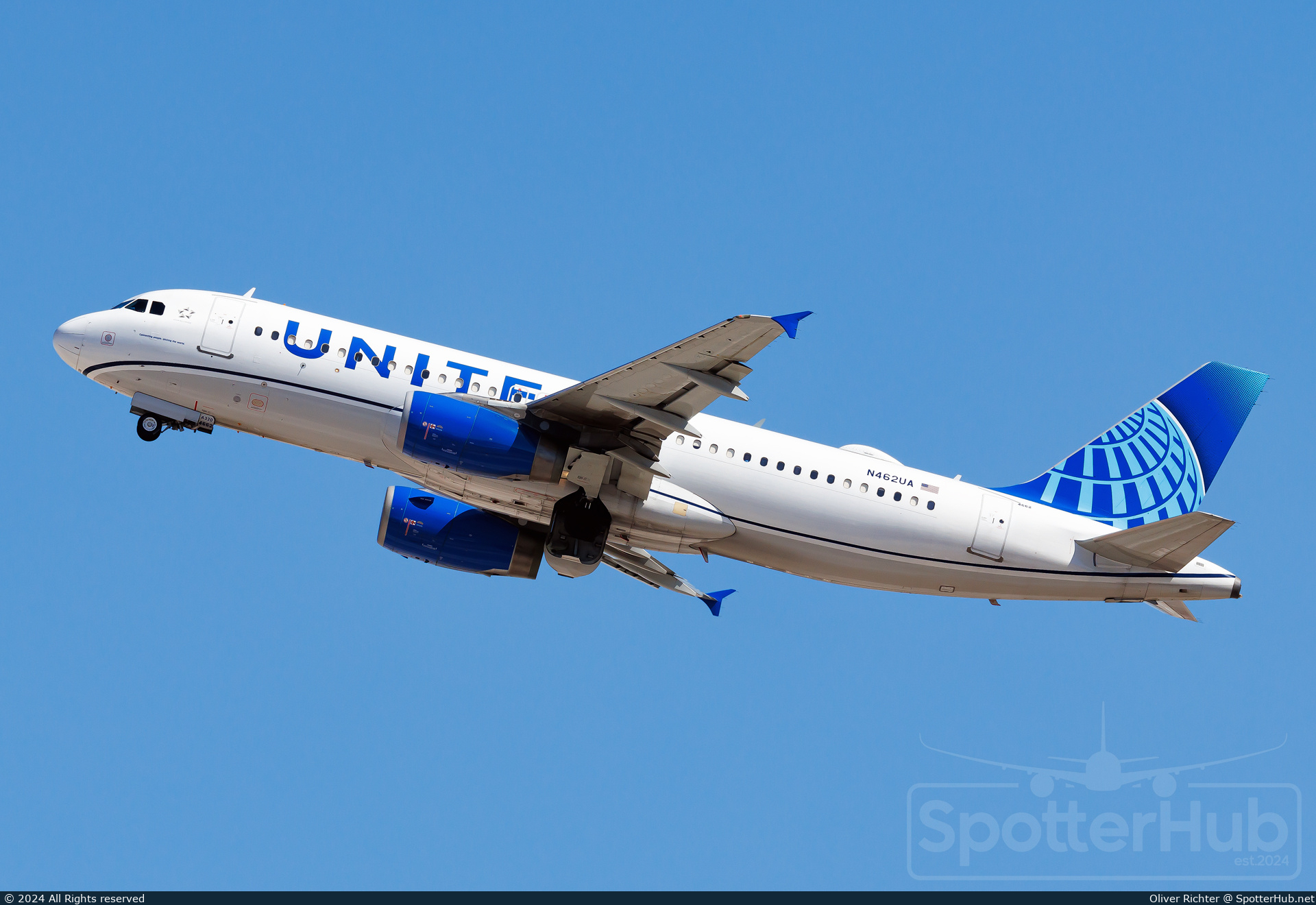 Photo of N462UA - Airbus A320-232 operated by United Airlines