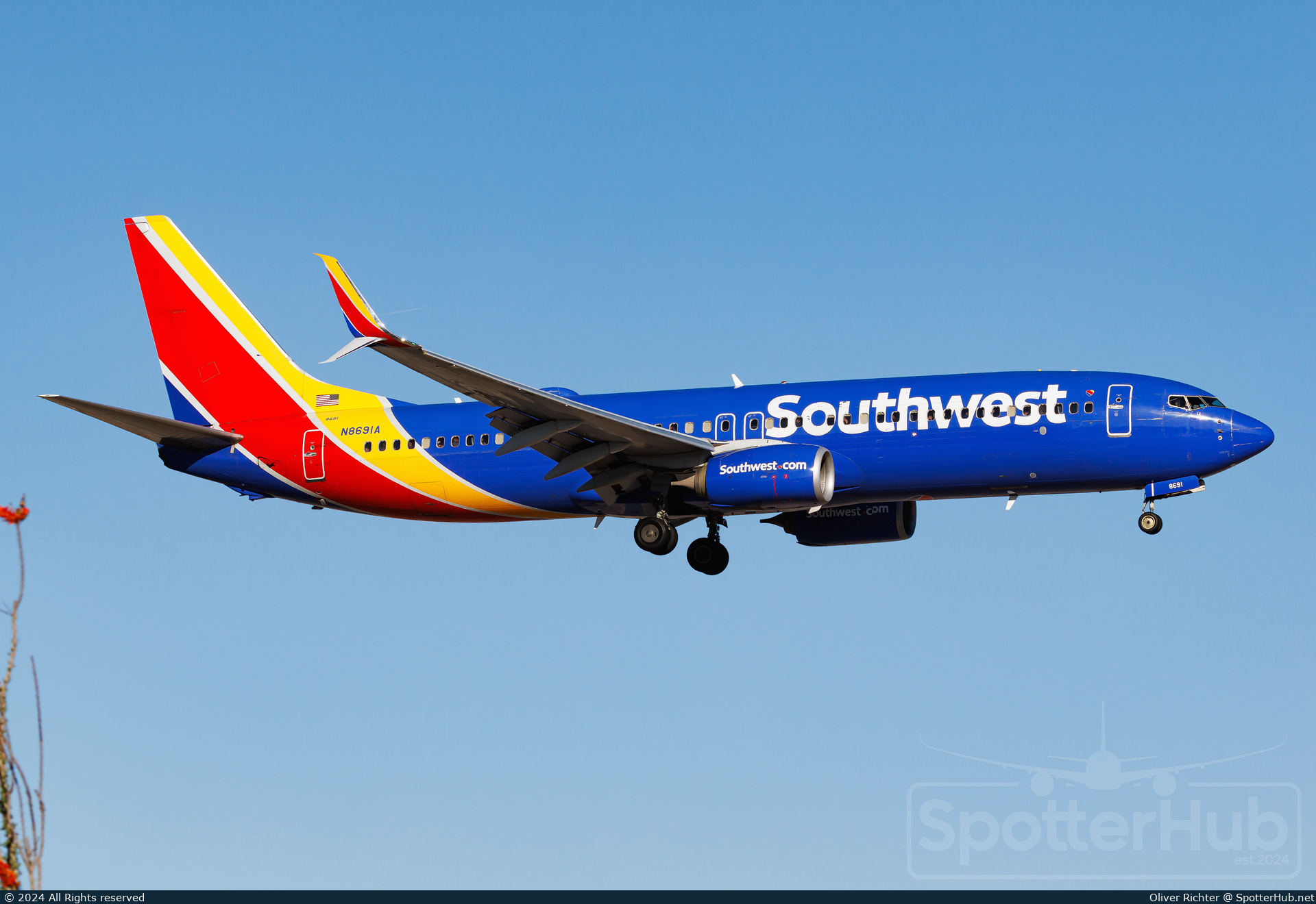 Photo of N8691A - Boeing 737-8H4 operated by Southwest Airlines