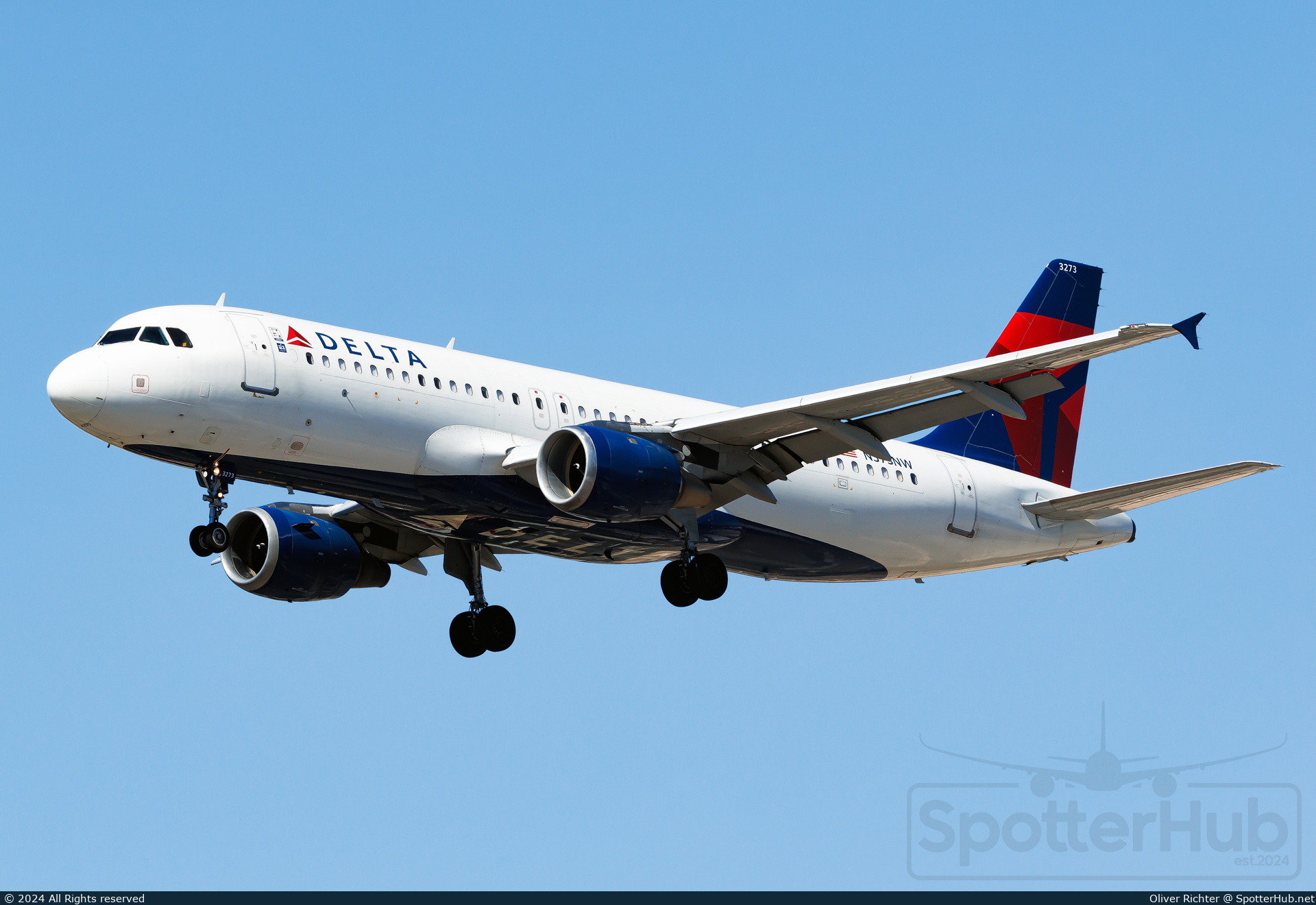 Photo of N373NW - Airbus A320-212 operated by Delta Air Lines