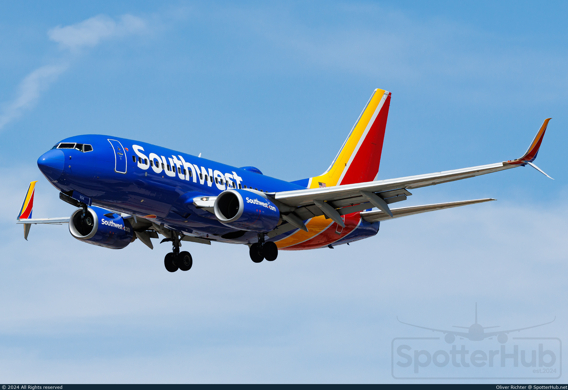 Photo of N954WN - Boeing 737-7H4 operated by Southwest Airlines