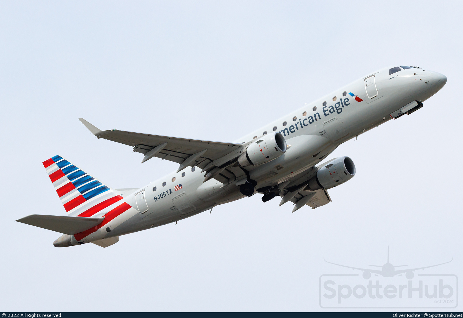 Photo of N405YX - Embraer ERJ-175LR operated by American Eagle (opb Republic Airways)