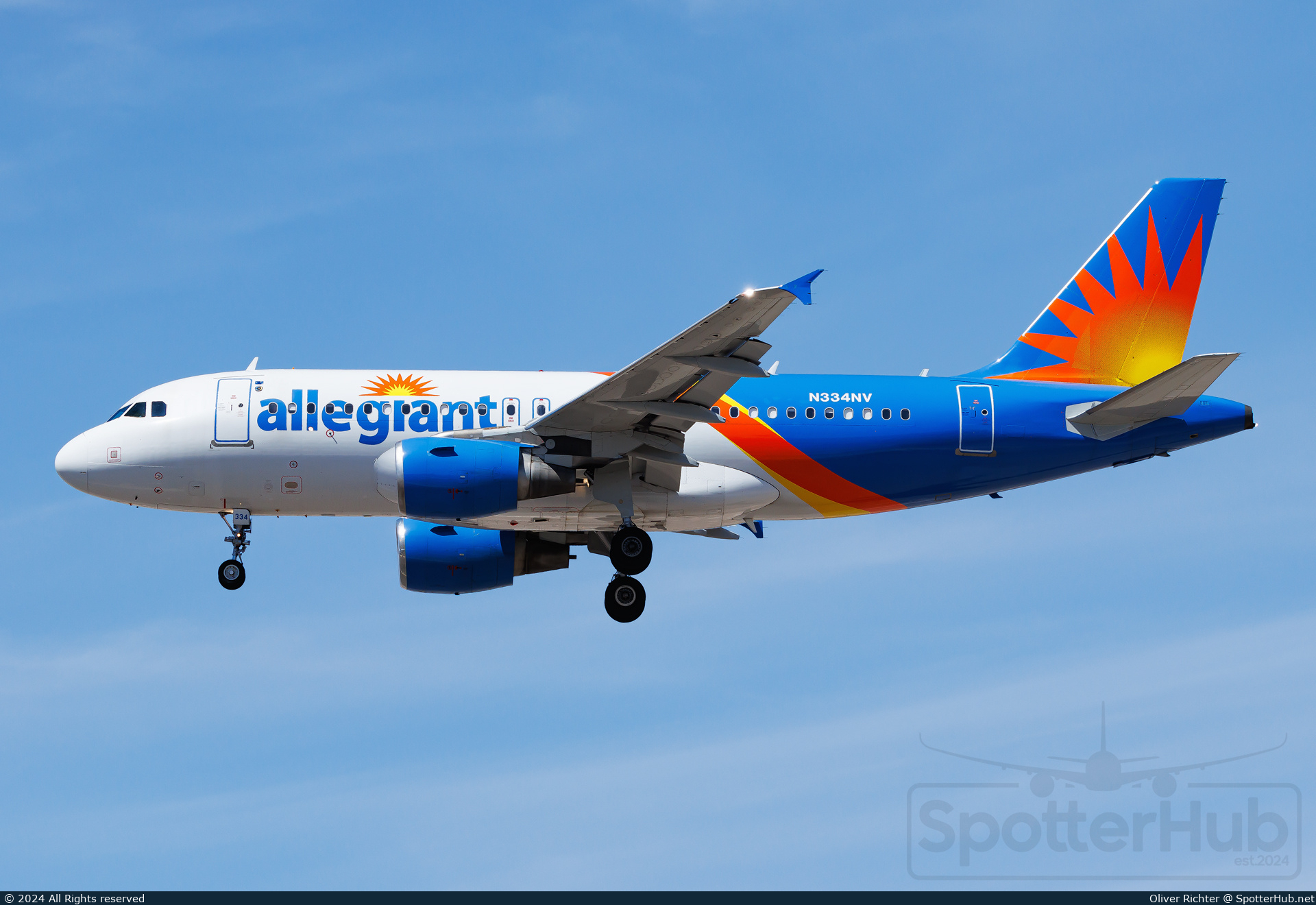 Photo of N334NV - Airbus A319-111 operated by Allegiant Air