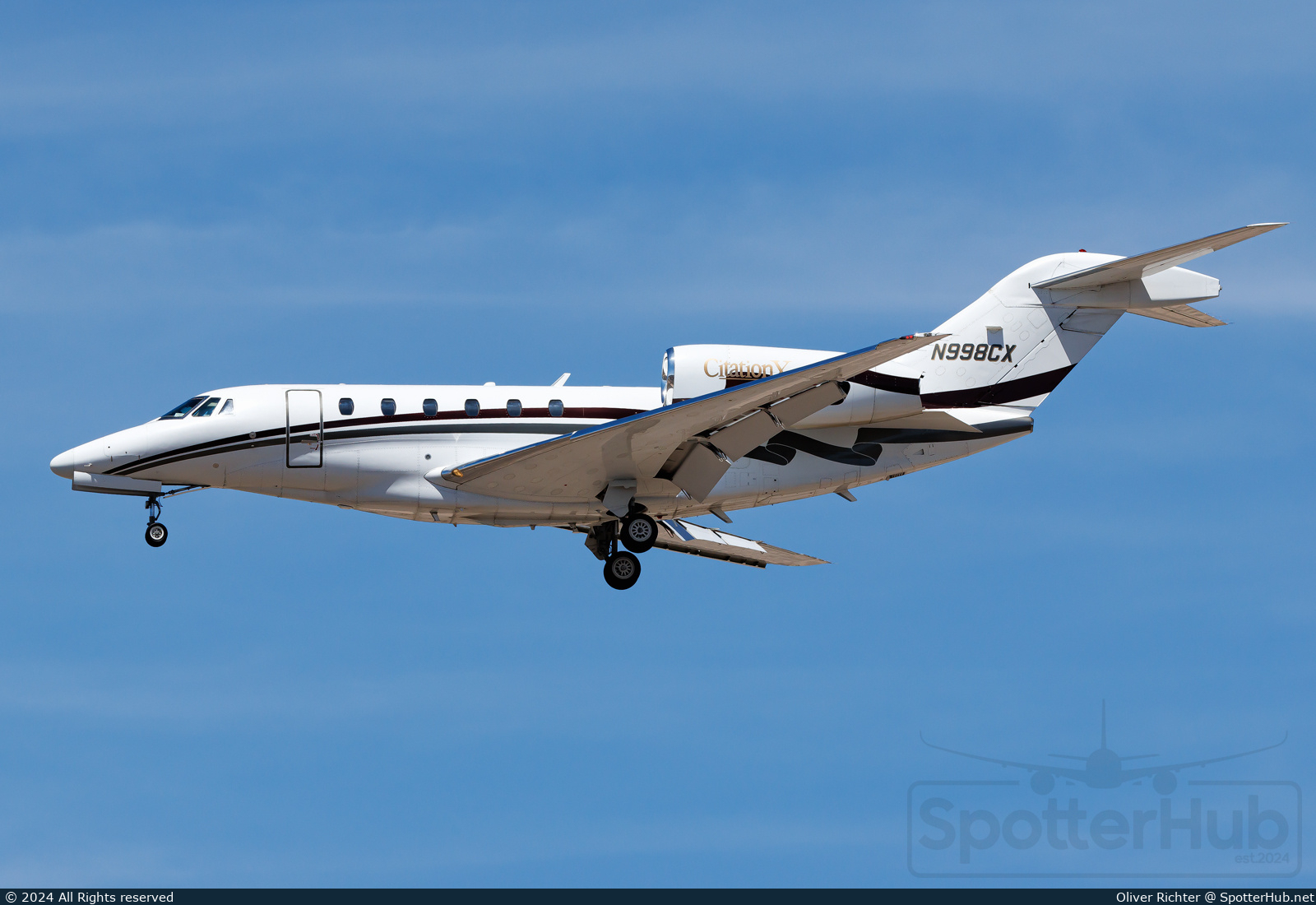 Photo of N998CX - Cessna 750 Citation X operated by Mountain Aviation