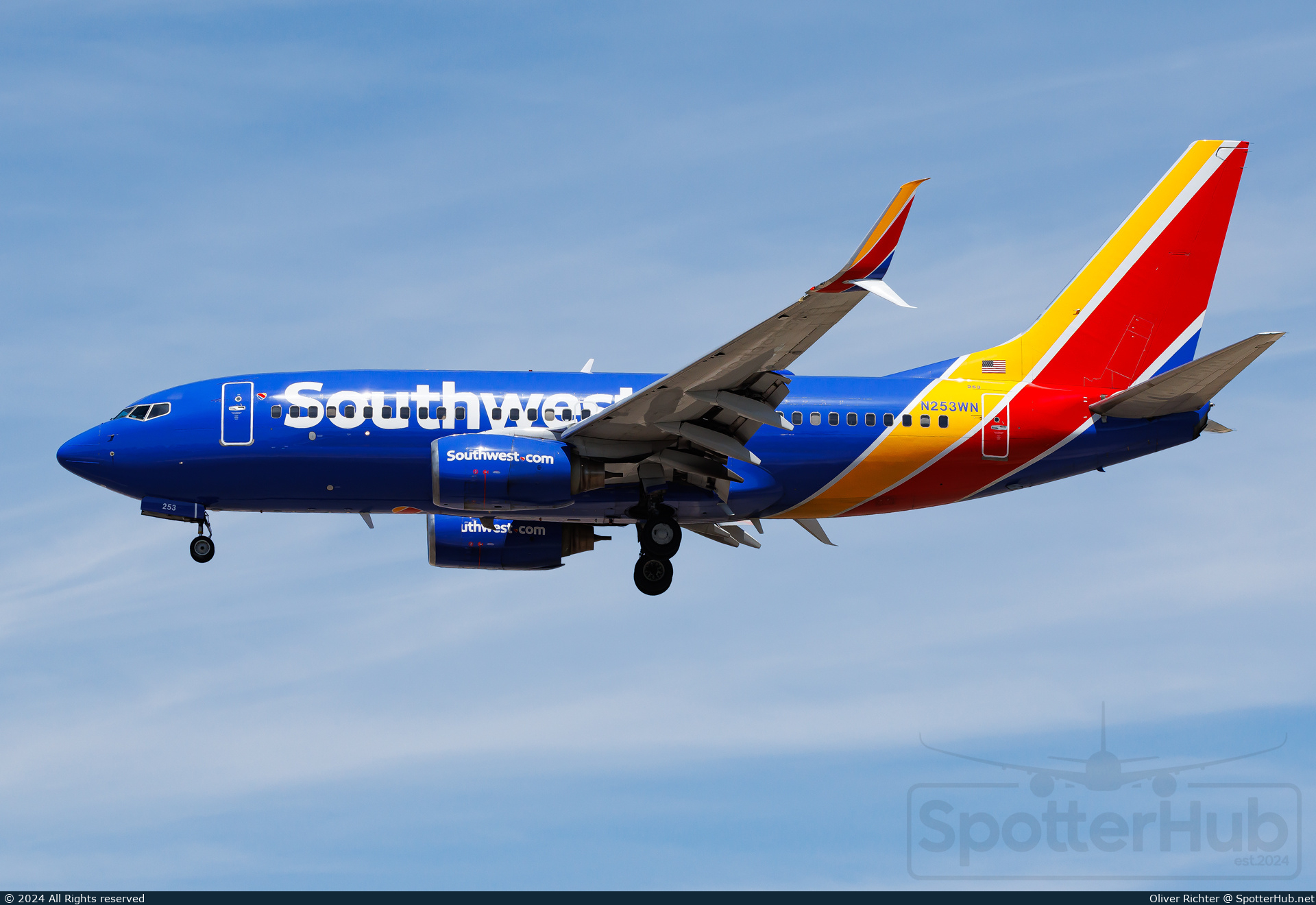 Photo of N253WN - Boeing 737-7H4 operated by Southwest Airlines