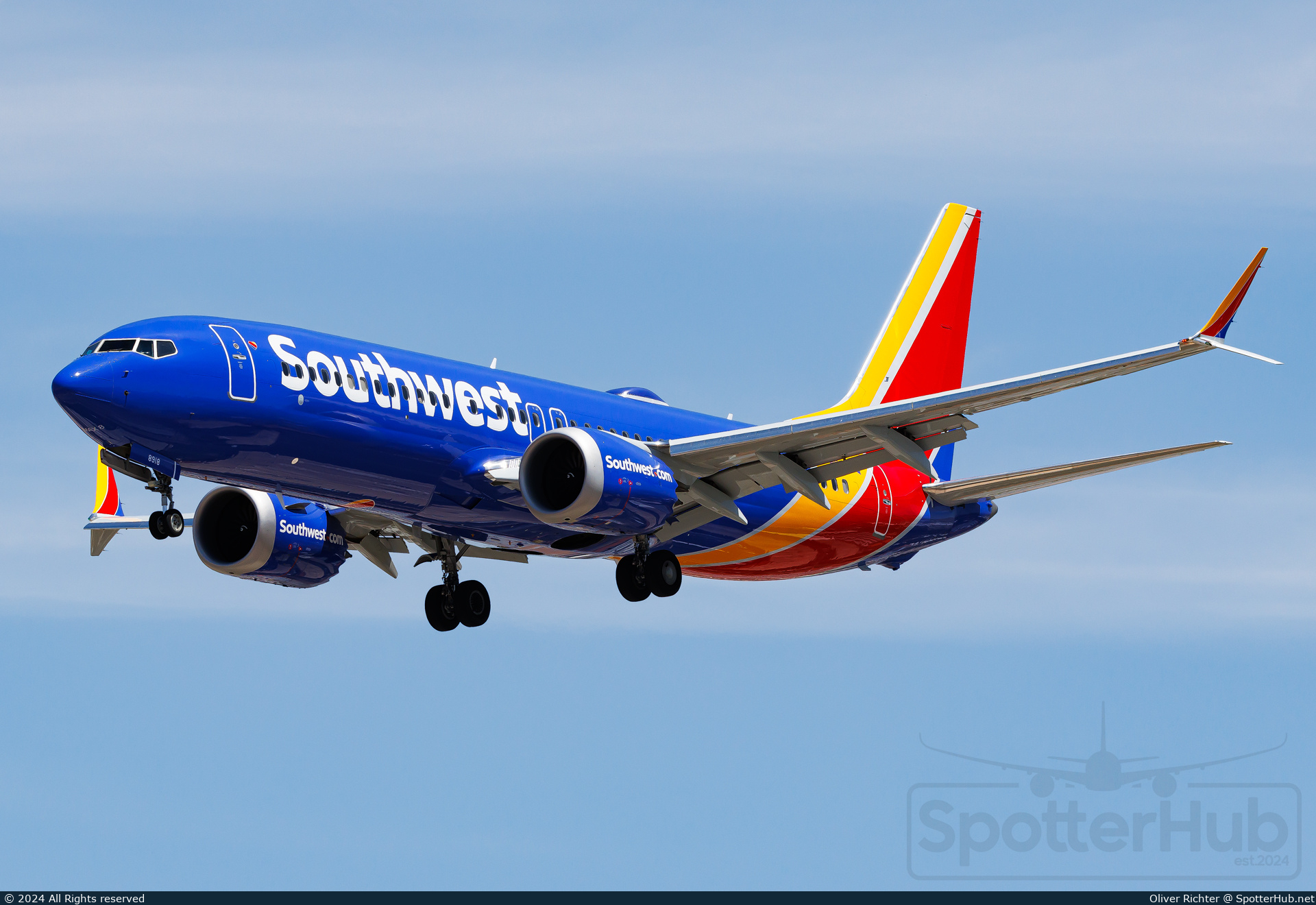 Photo of N8918Q - Boeing 737 MAX 8 operated by Southwest Airlines