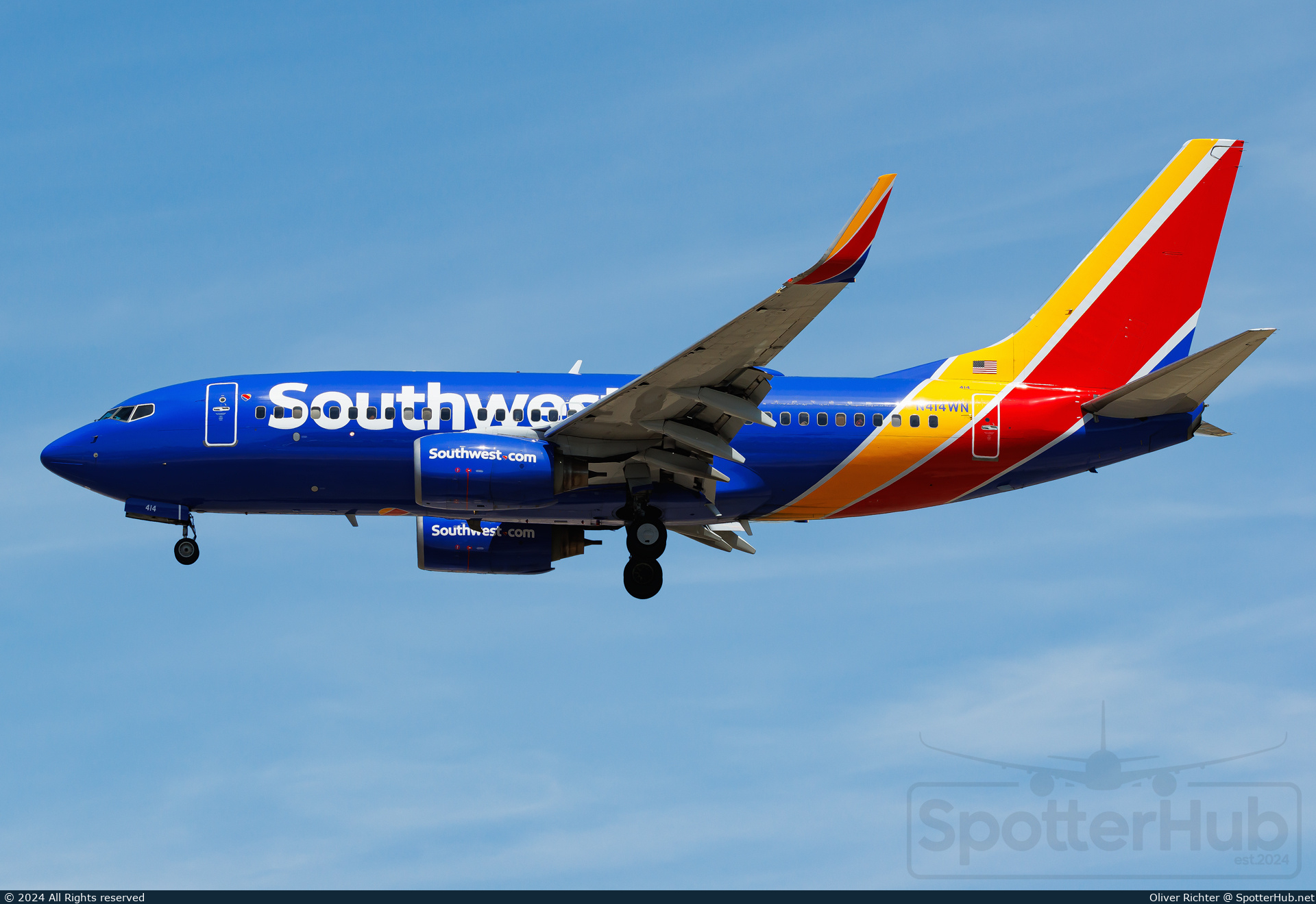 Photo of N414WN - Boeing 737-7H4 operated by Southwest Airlines
