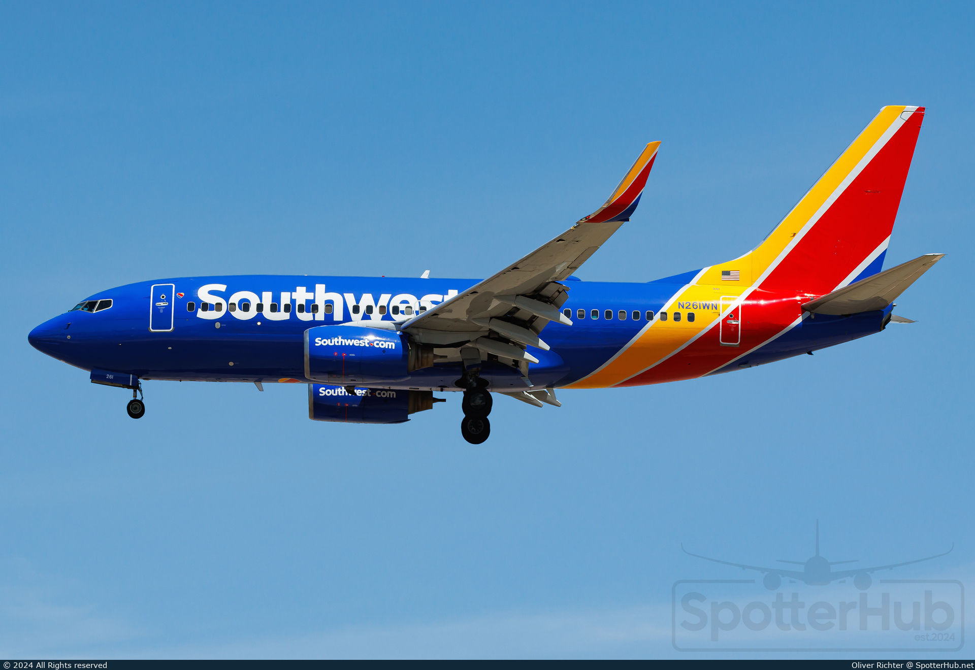 Photo of N261WN - Boeing 737-7H4 operated by Southwest Airlines