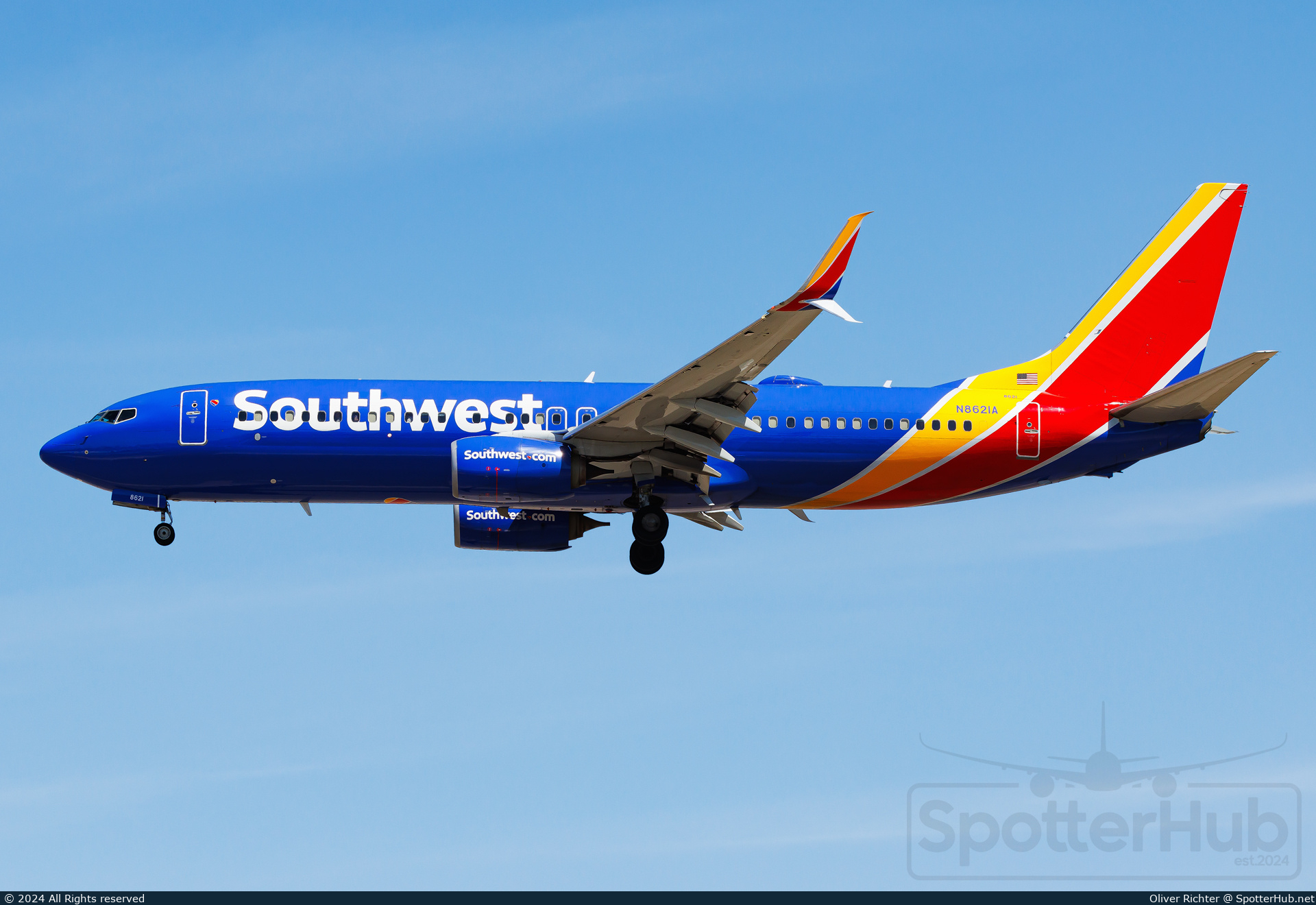 Photo of N8621A - Boeing 737-8H4 operated by Southwest Airlines