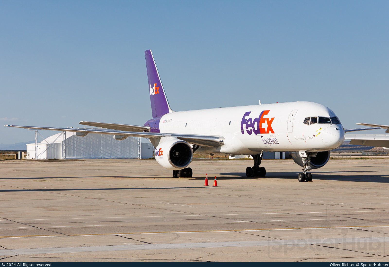 Photo of N790FD - Boeing 757-222(SF) operated by FedEx