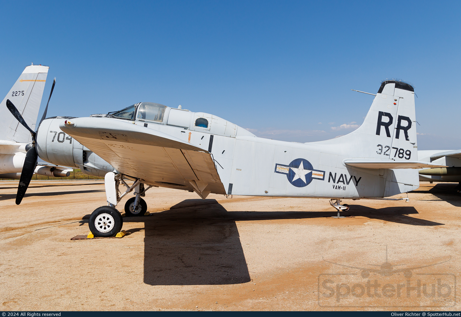 Photo of 132789 - Douglas EA-1E Skyraider operated by US Navy