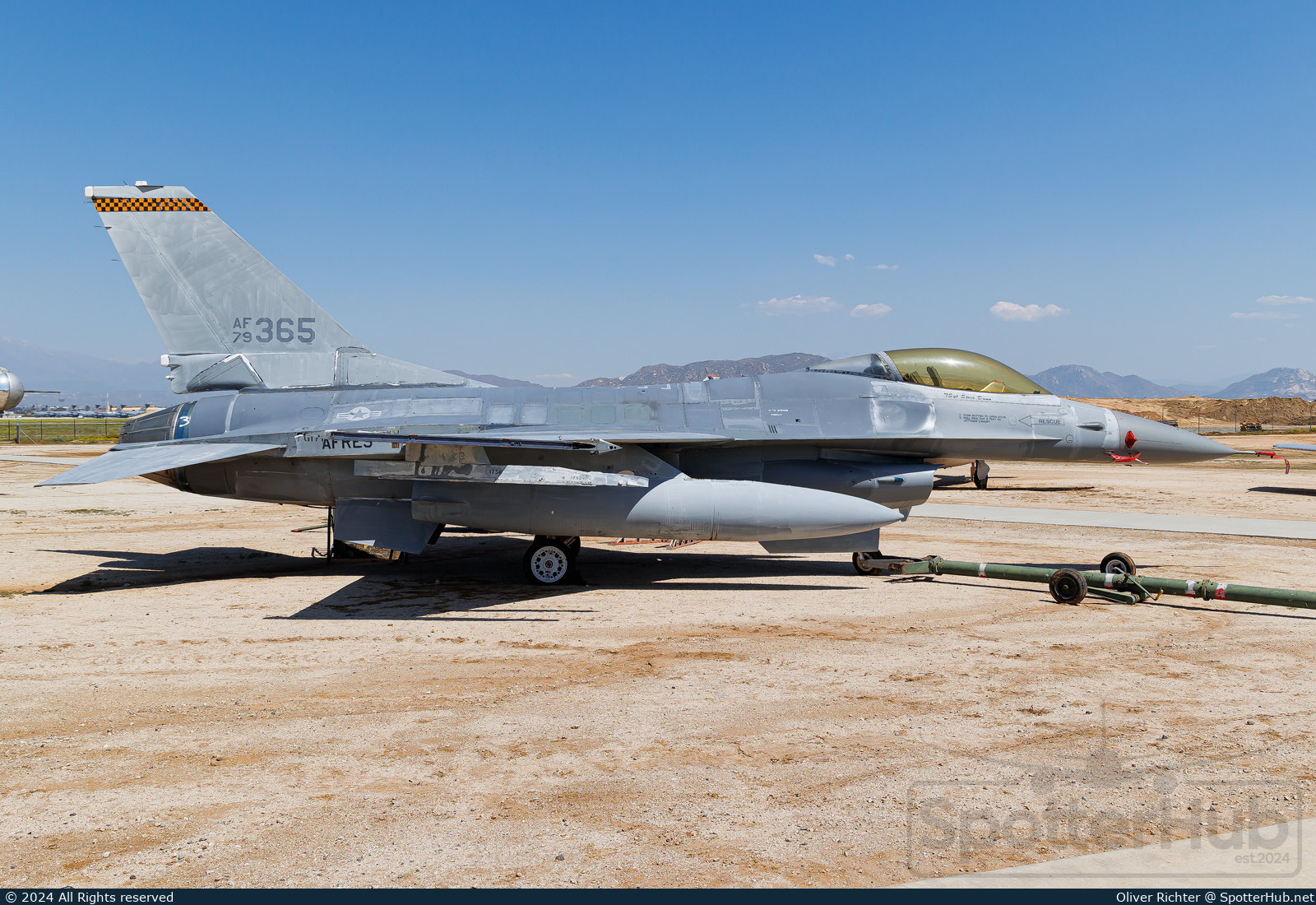 Photo of 79-0365 - General Dynamics F-16A Fighting Falcon operated by US Air Force