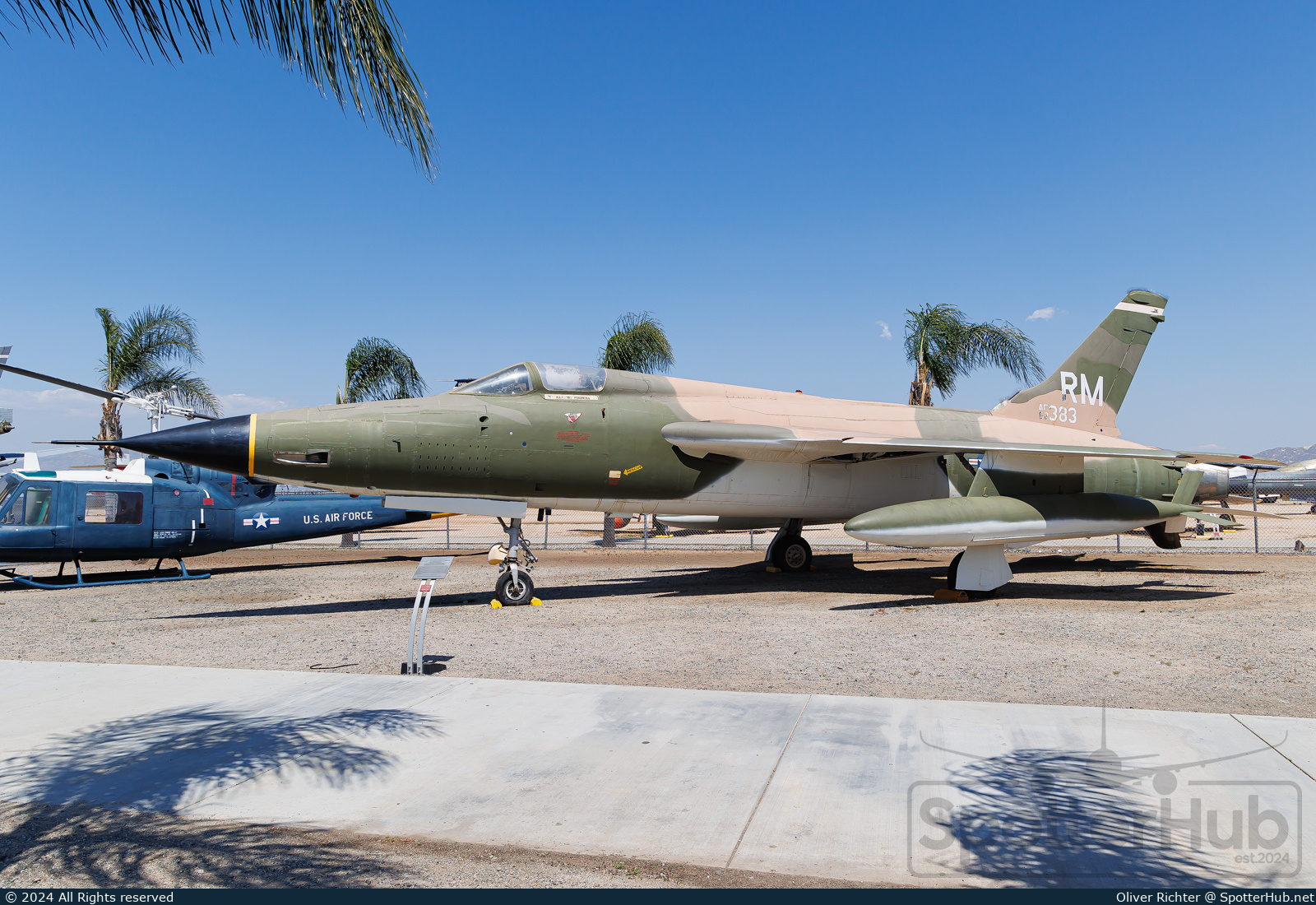 Photo of 62-4383 - Republic F-105D Thunderchief operated by US Air Force