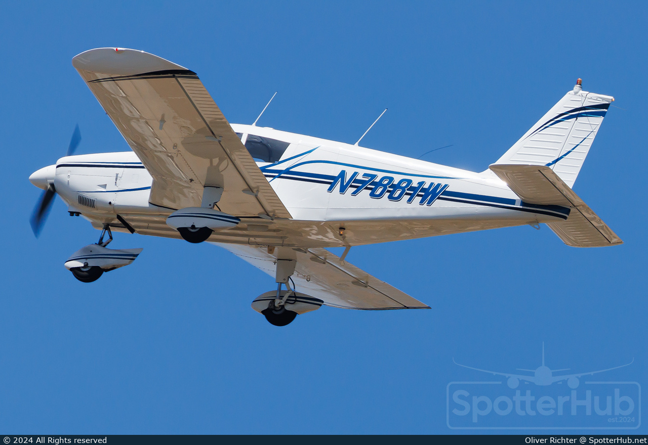 Photo of N7881W - Piper PA-28-180 Cherokee C operated by Private