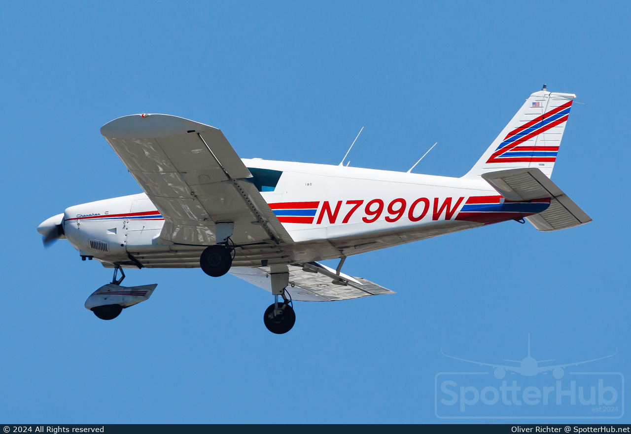 Photo of N7990W - Piper PA-28-180 Cherokee C operated by Foothill Flying Club