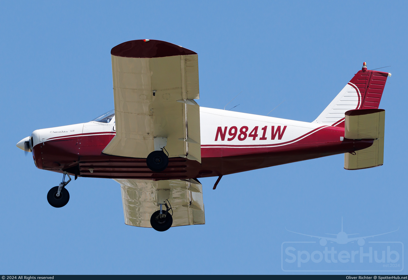 Photo of N9841W - Piper PA-28-140 Cherokee operated by DuBois Aviation