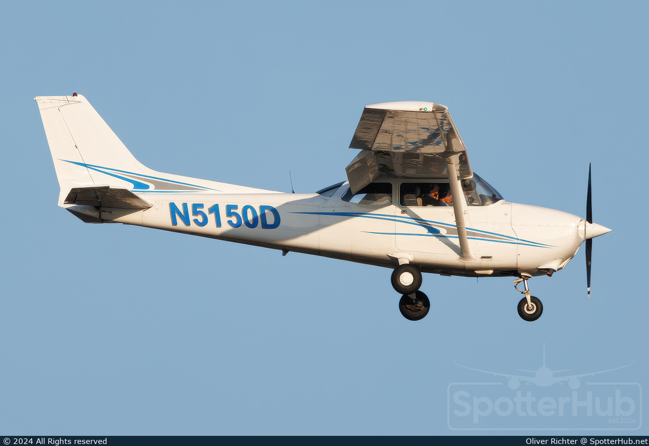 Photo of N5150D - Cessna 172N Skyhawk operated by Plus One Flyers