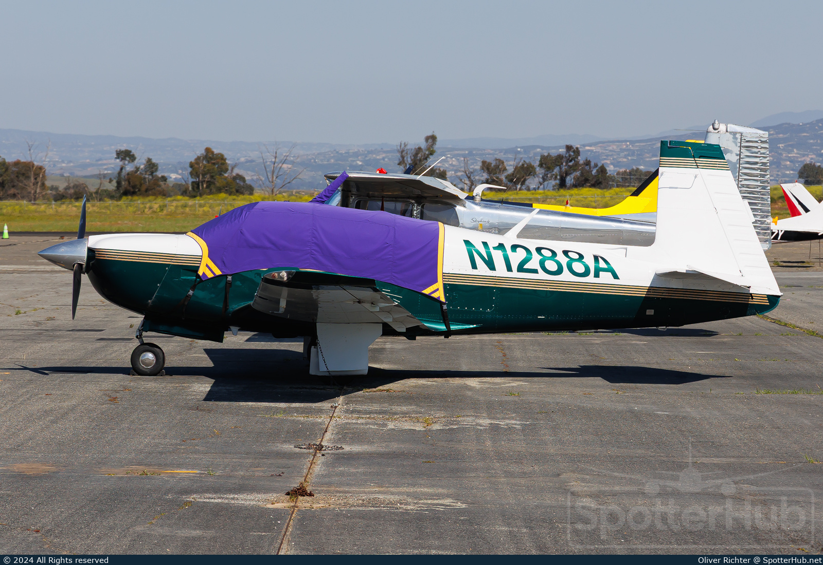 Photo of N1288A - Mooney M20J 201 operated by Private