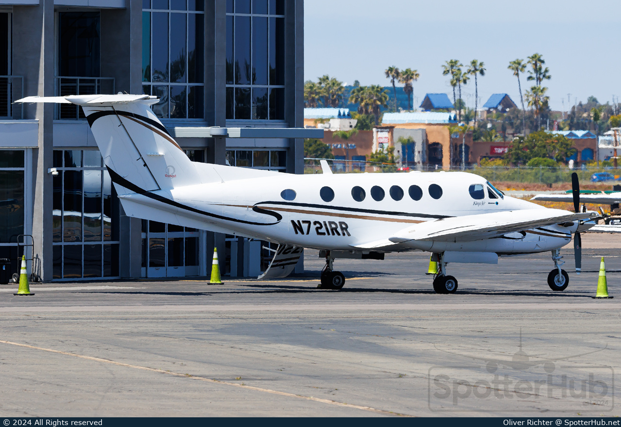 Photo of N721RR - Beechcraft B200 Super King Air operated by Private