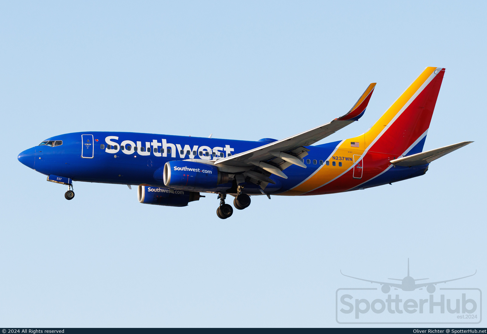 Photo of N237WN - Boeing 737-7H4 operated by Southwest Airlines