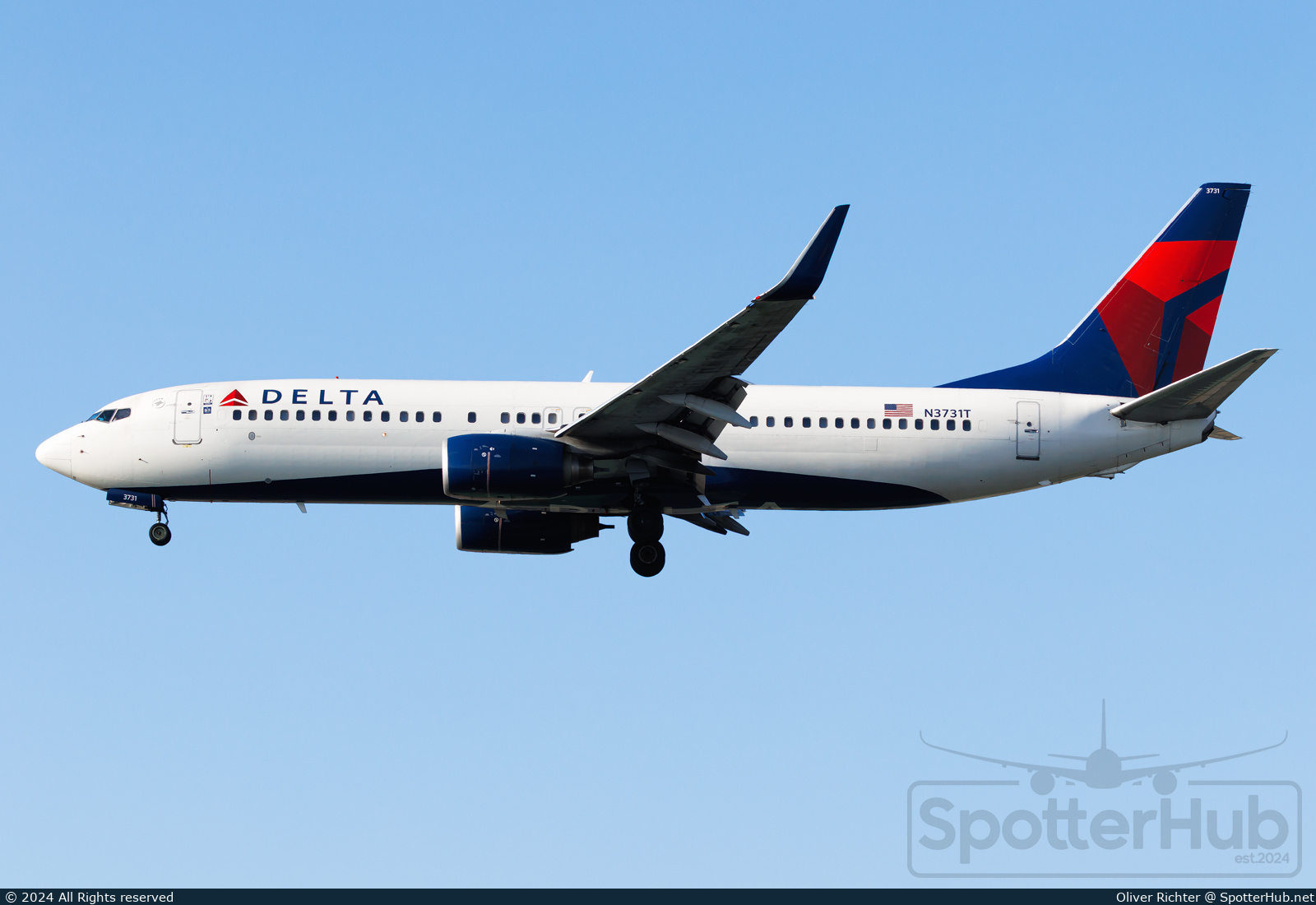 Photo of N3731T - Boeing 737-832 operated by Delta Air Lines
