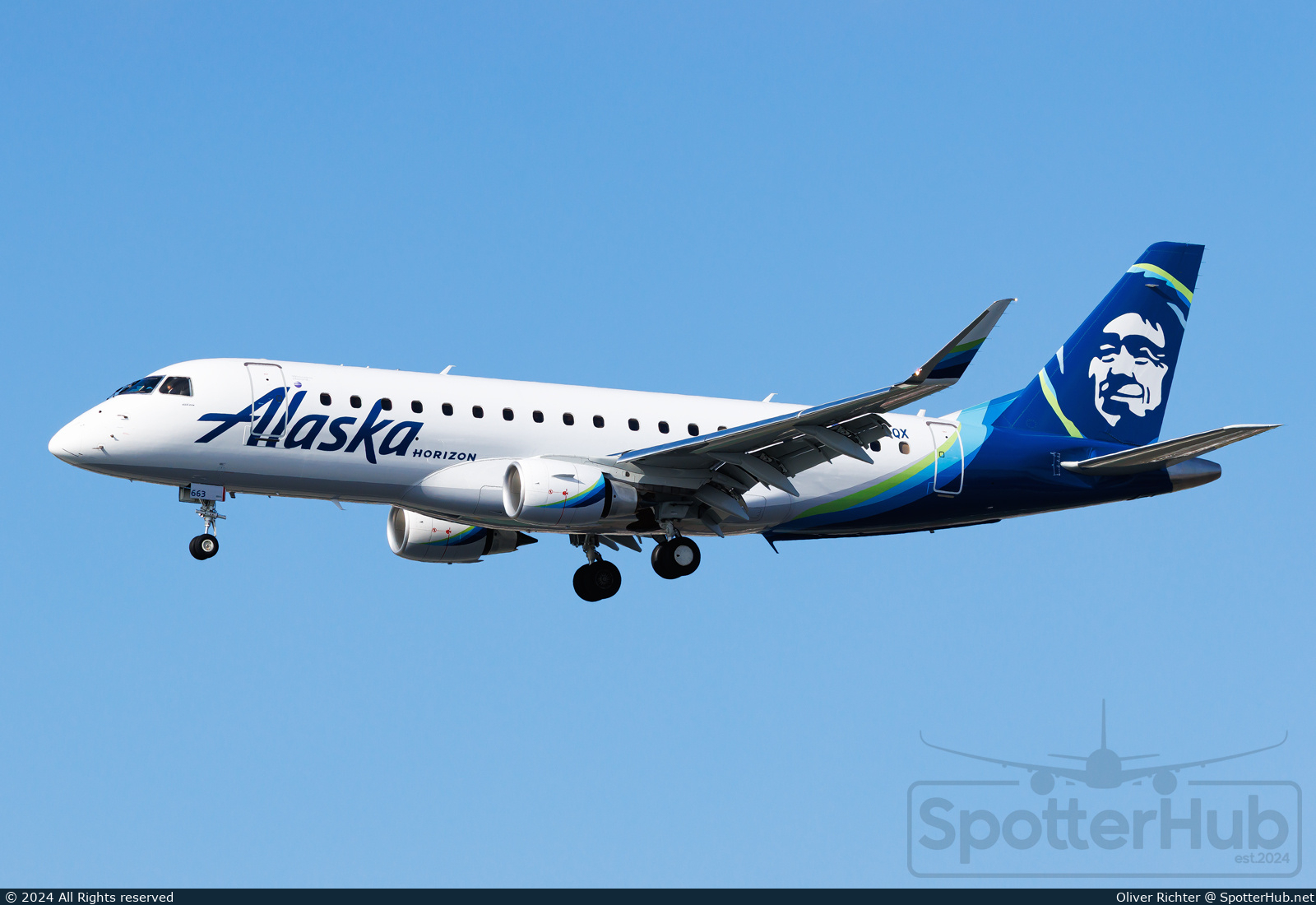 Photo of N663QX - Embraer ERJ-175LR operated by Alaska Airlines (opb Horizon Air)