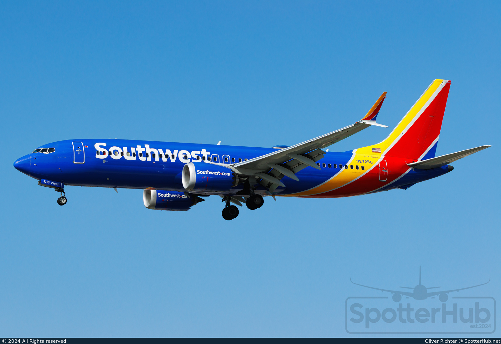 Photo of N8705Q - Boeing 737 MAX 8 operated by Southwest Airlines
