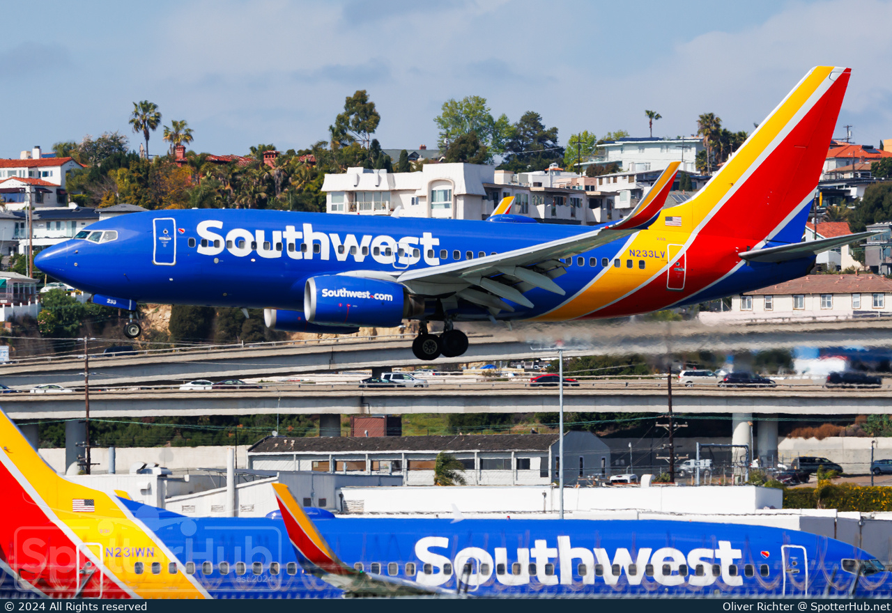 Photo of N233LV - Boeing 737-7H4 operated by Southwest Airlines
