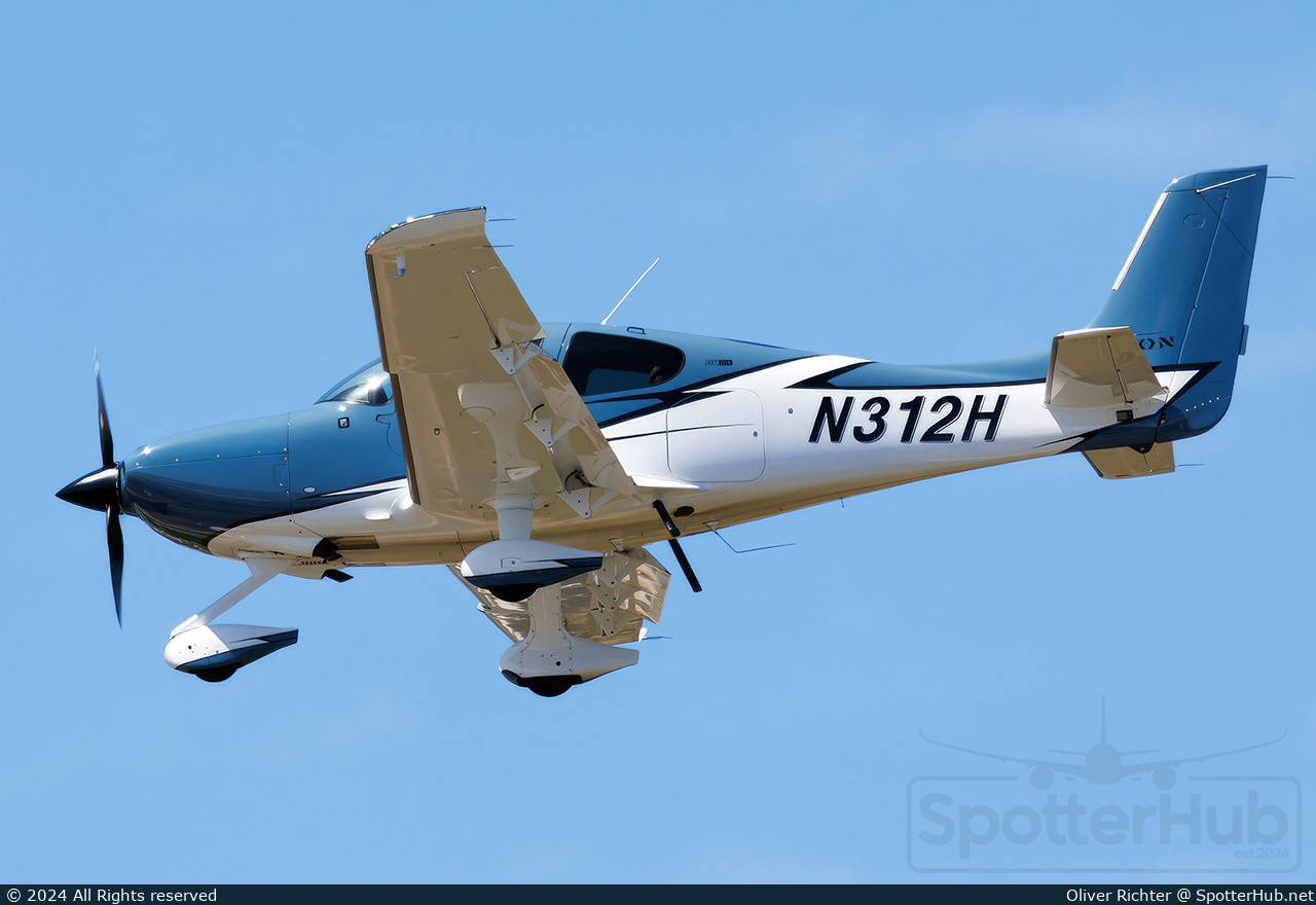 Photo of N312H - Cirrus SR22T G6 GTS operated by Private