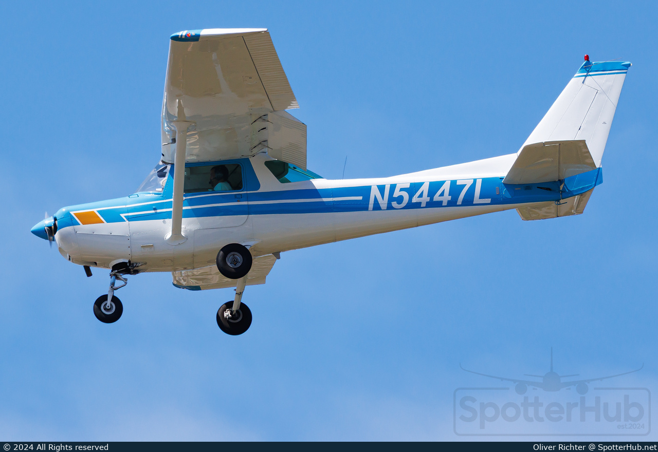 Photo of N5447L - Cessna 152 operated by Pinnacle Aviation Academy
