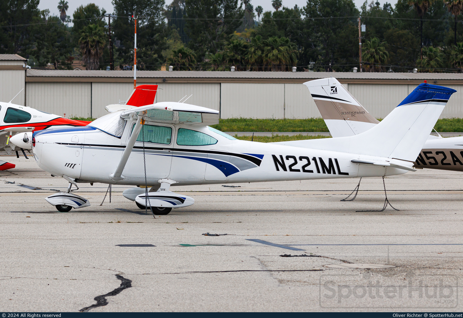 Photo of N221ML - Cessna 182P Skylane operated by Private