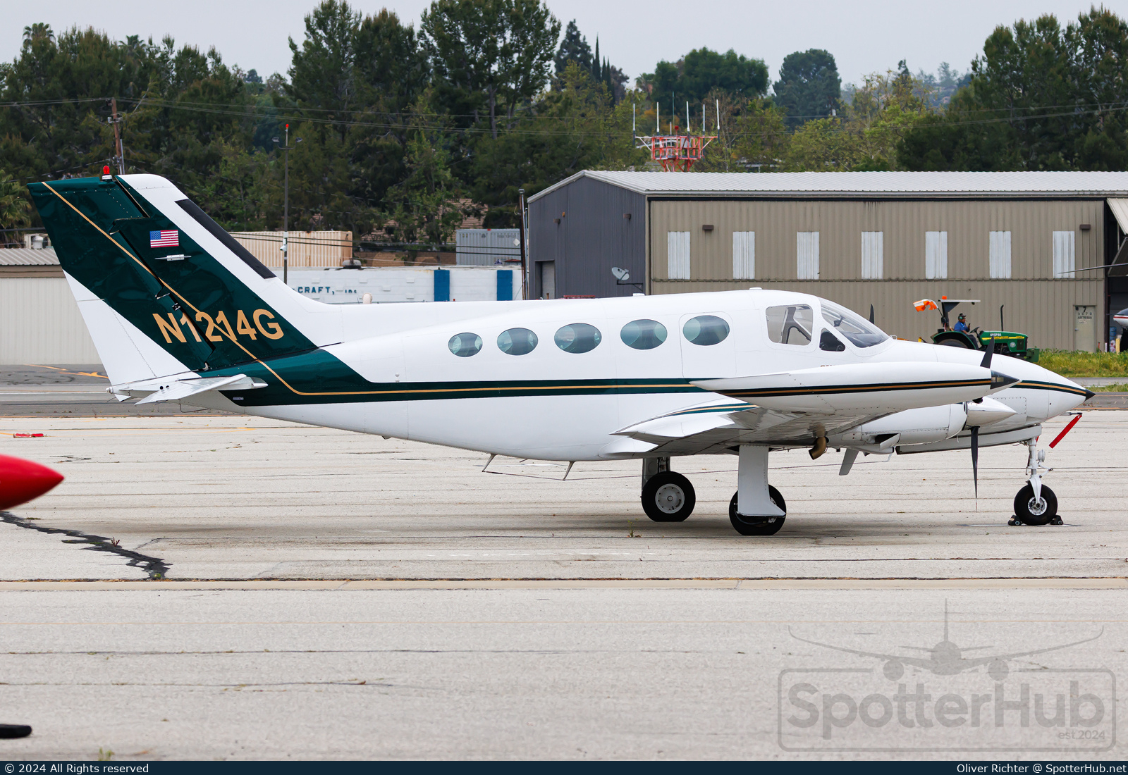 Photo of N1214G - Cessna 414 Chancellor operated by Private