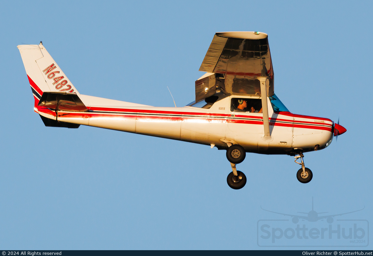 Photo of N6482M - Cessna 152 II operated by Private