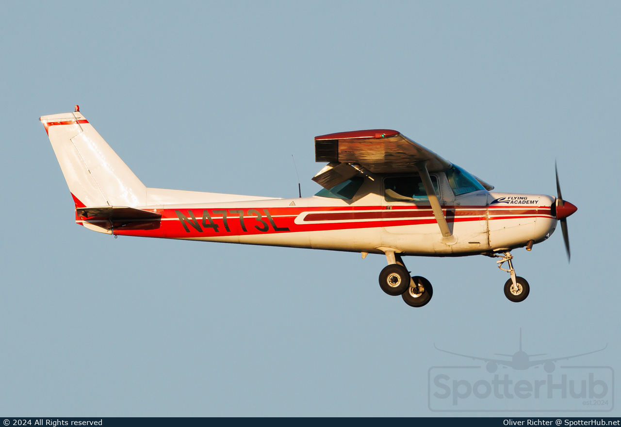 Photo of N4773L - Cessna 152 operated by Flying Academy