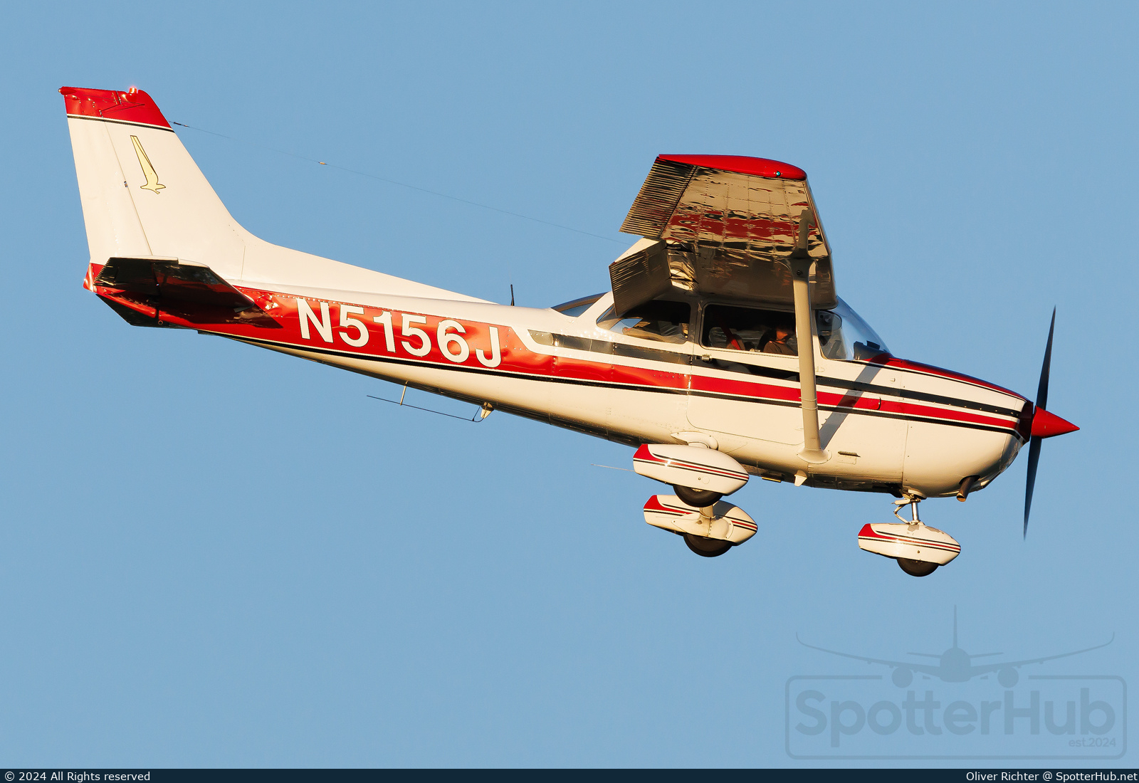 Photo of N5156J - Cessna 172N Skyhawk operated by Wings over LA Aviation