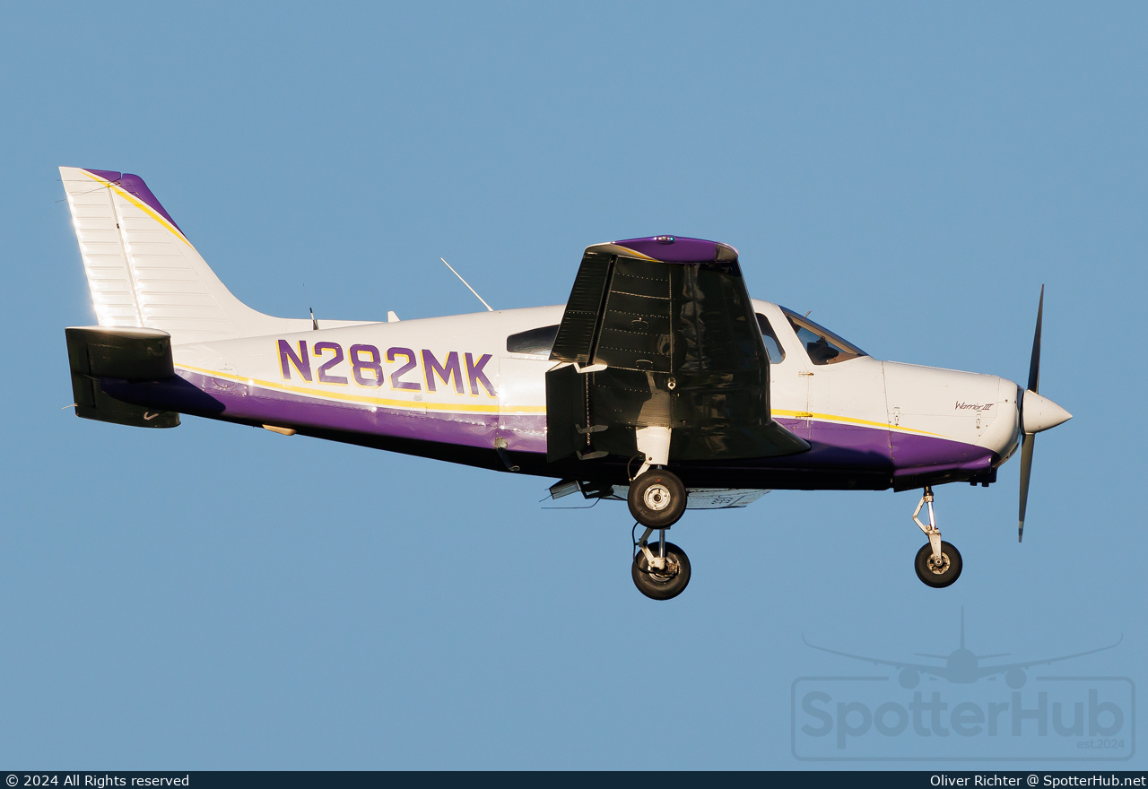 Photo of N282MK - Piper PA-28-161 Warrior III operated by One Source Aviation