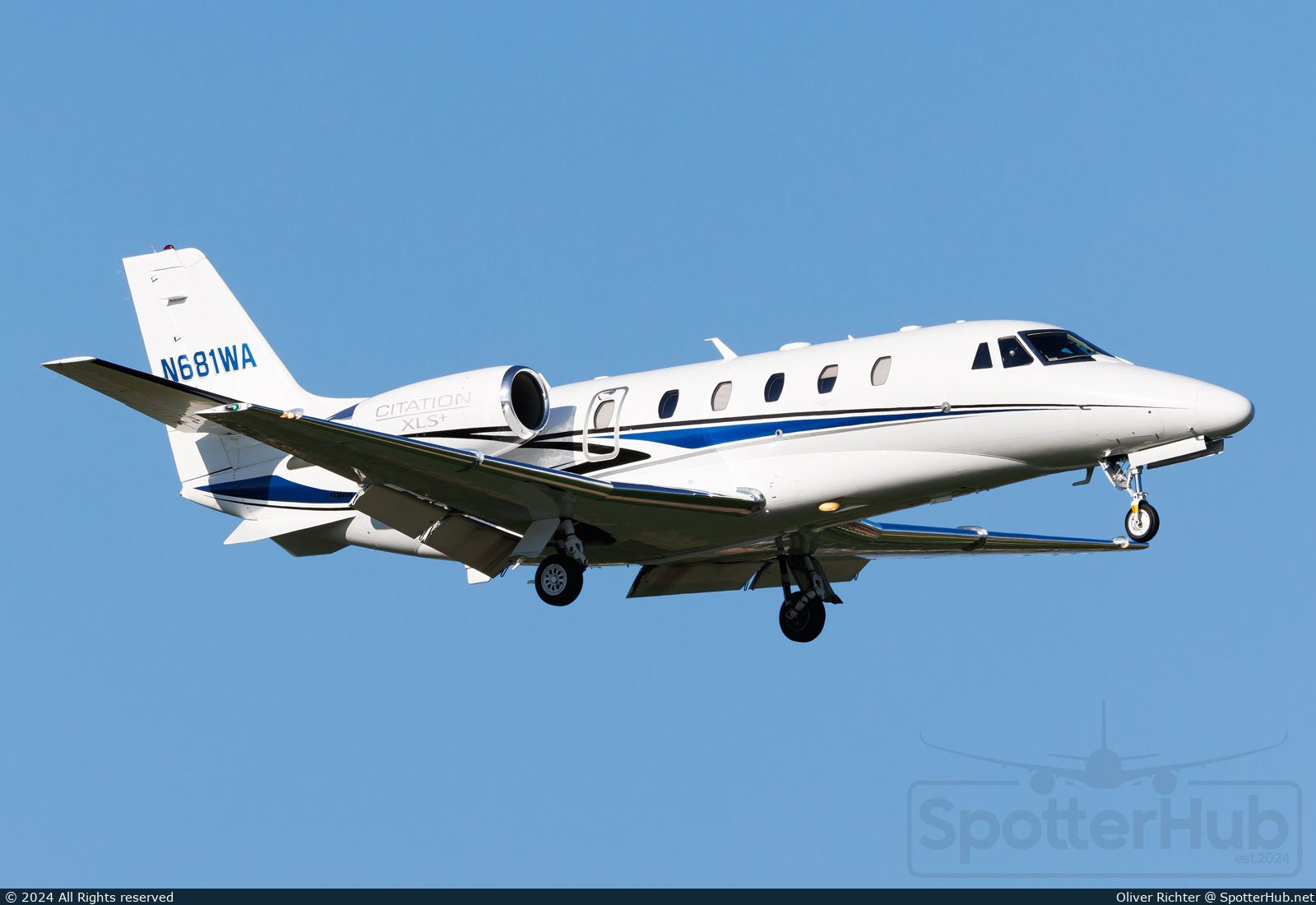 Photo of N681WA - Cessna 560XL Citation XLS+ operated by The Wonderful Company