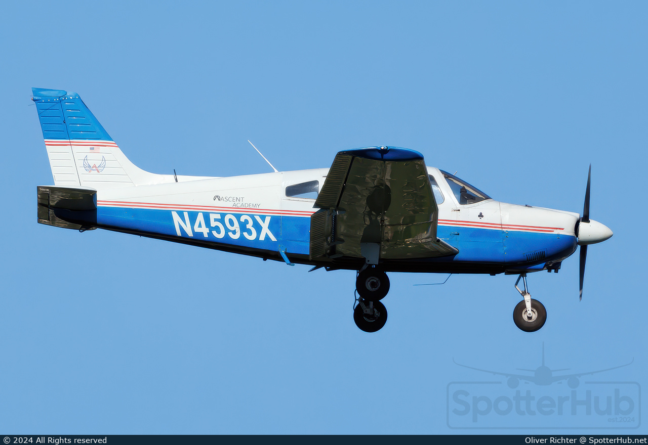 Photo of N4593X - Piper PA-28-181 Archer II operated by Ascent Aviation Academy