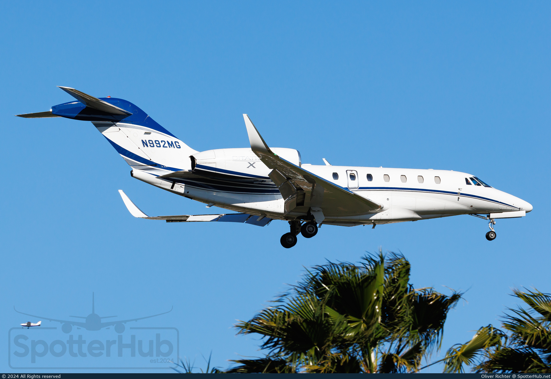 Photo of N992MG - Cessna 750 Citation X operated by Baker Aviation