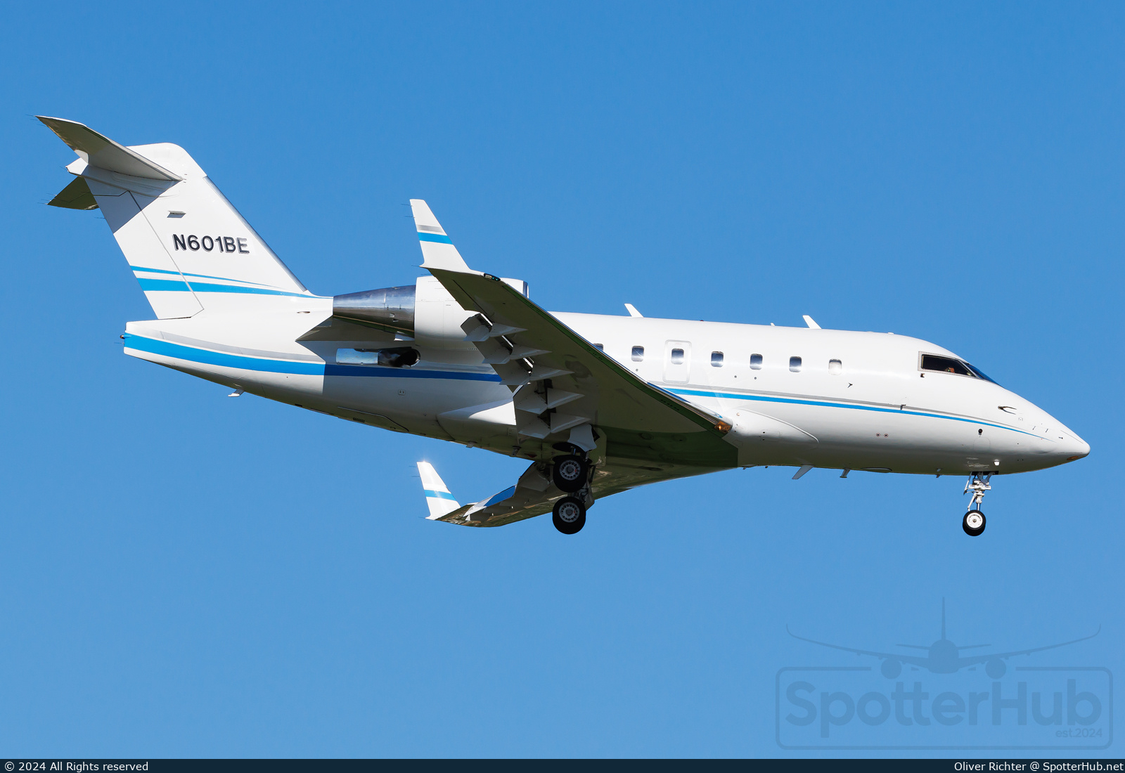 Photo of N601BE - Bombardier Challenger 601-3A operated by Carlisle Air