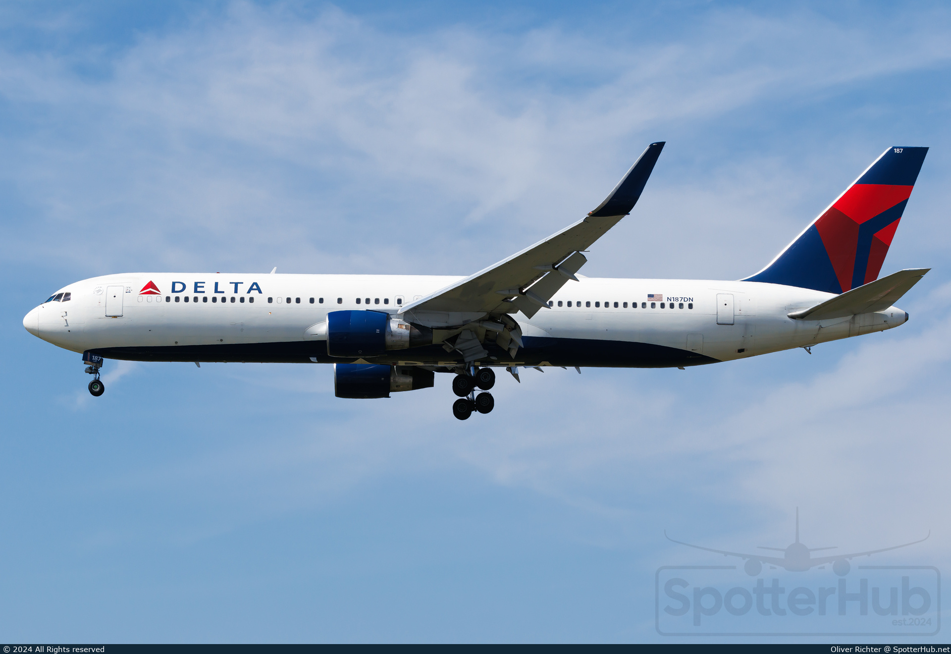 Photo of N187DN - Boeing 767-332(ER) operated by Delta Air Lines