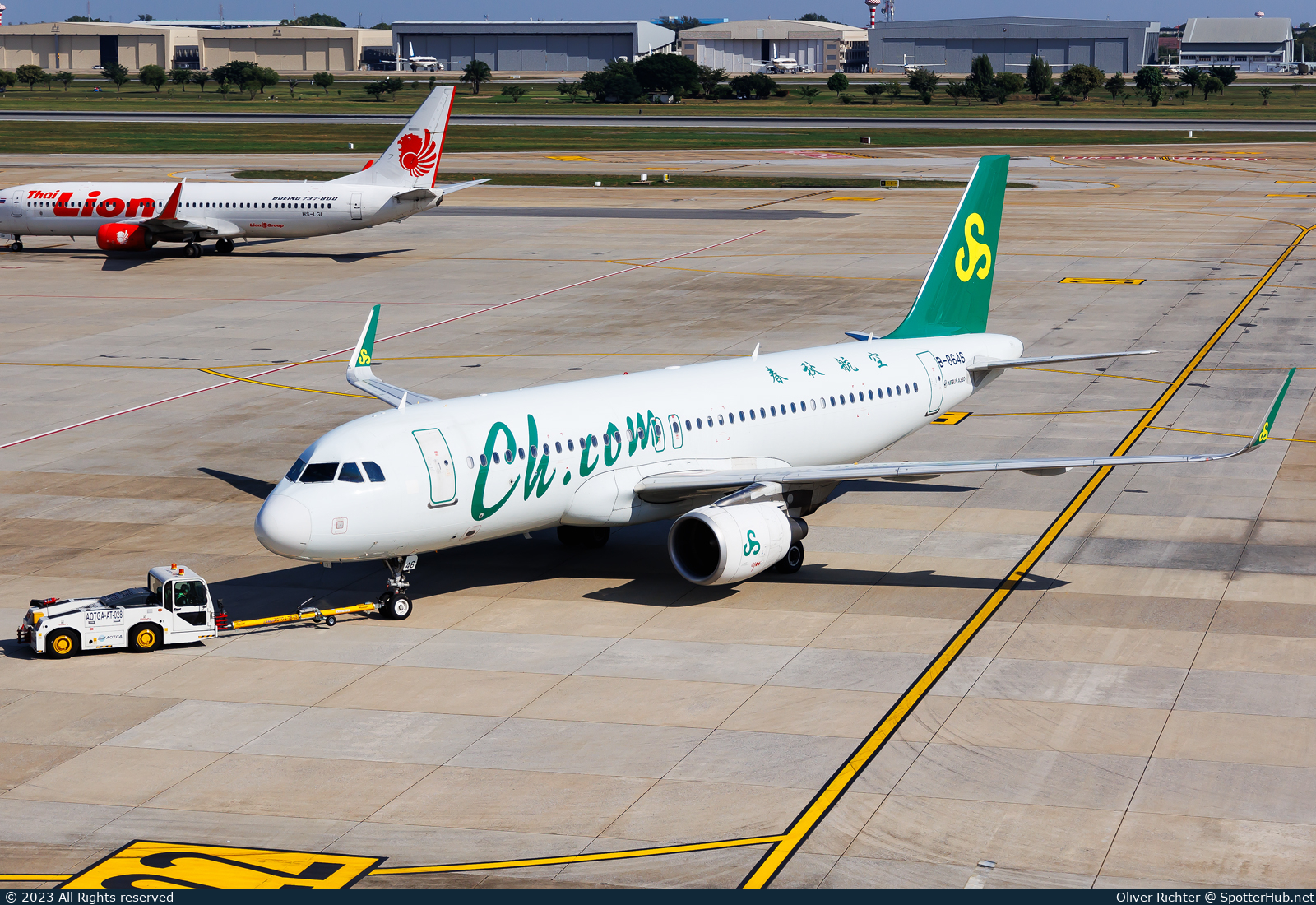 Photo of B-8646 - Airbus A320-214 operated by Spring Airlines