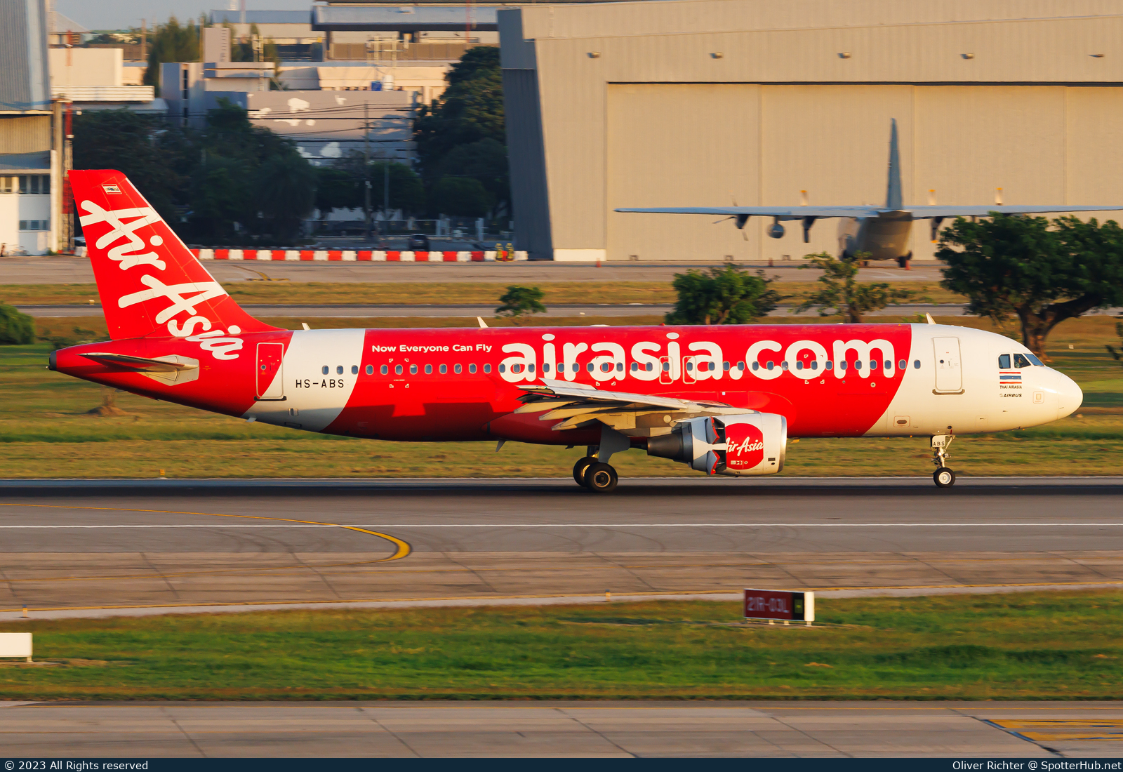 Photo of HS-ABS - Airbus A320-216 operated by Thai AirAsia