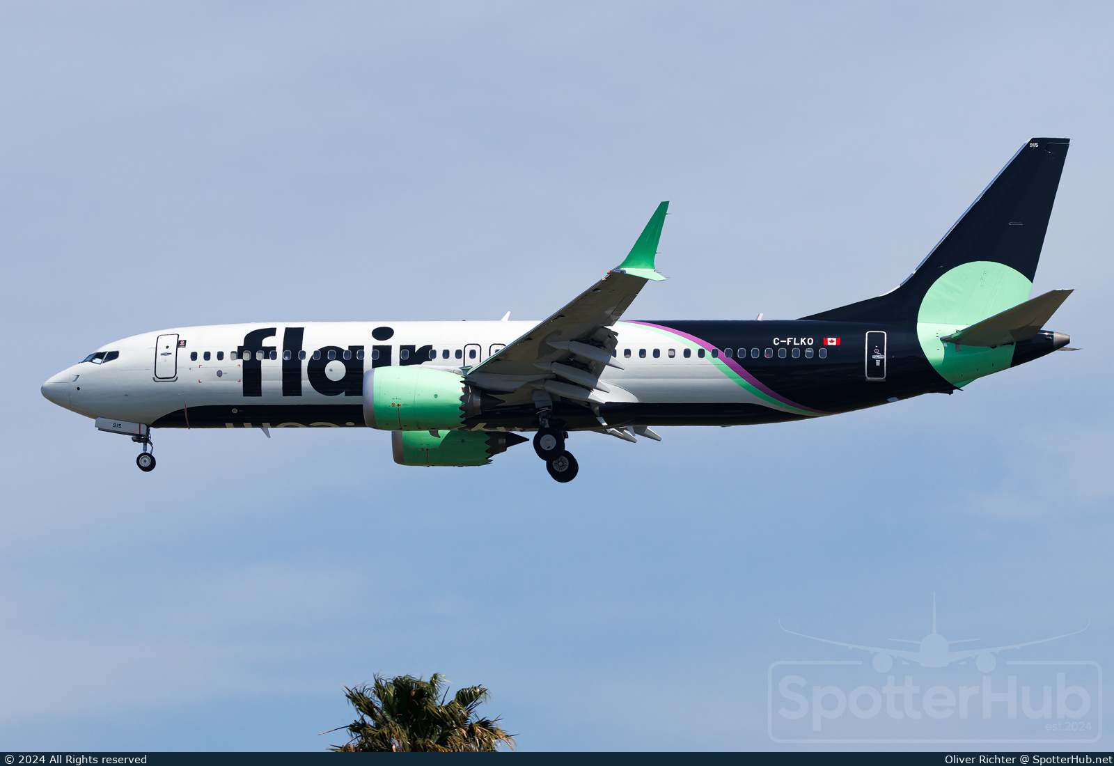 Photo of C-FLKO - Boeing 737 MAX 8 operated by Flair Airlines