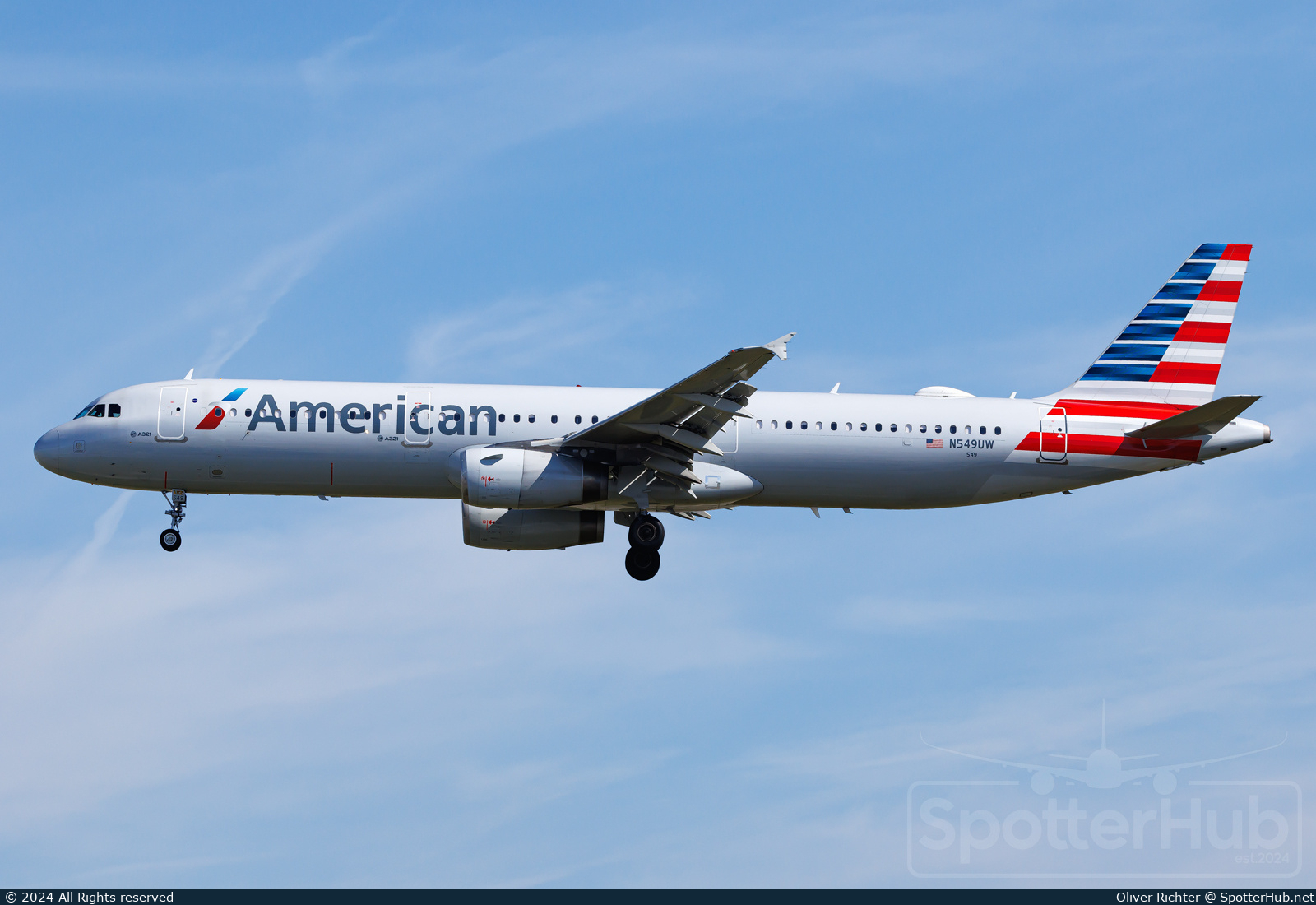 Photo of N549UW - Airbus A321-231 operated by American Airlines