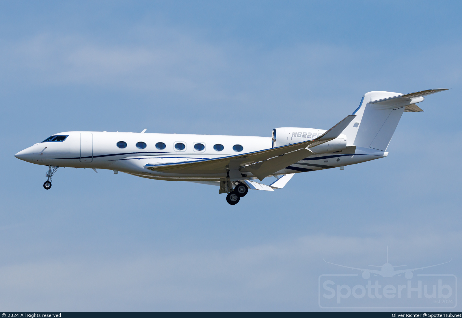 Photo of N622PF - Gulfstream G600 operated by Amgen