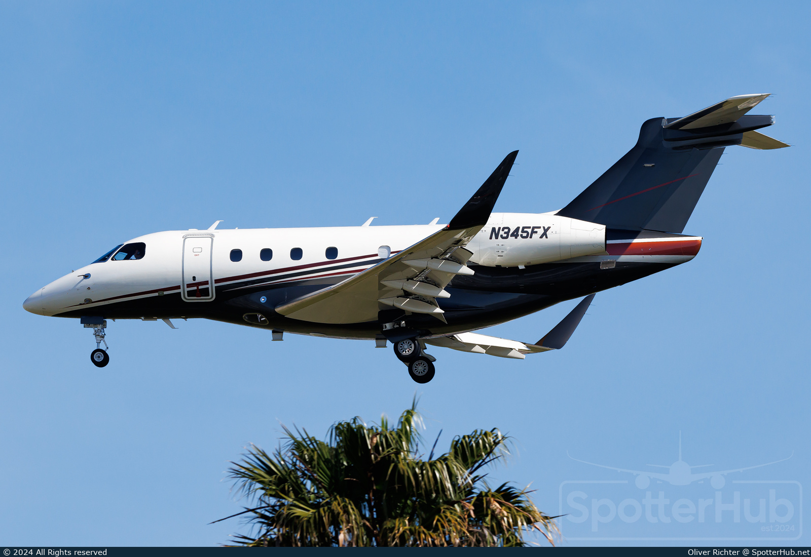 Photo of N345FX - Embraer Praetor 500 operated by Flexjet