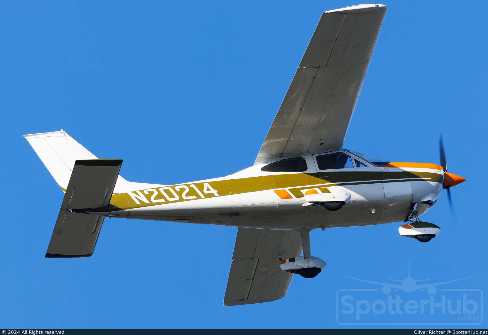 Photo of N20214 - Cessna 177B Cardinal II operated by Private