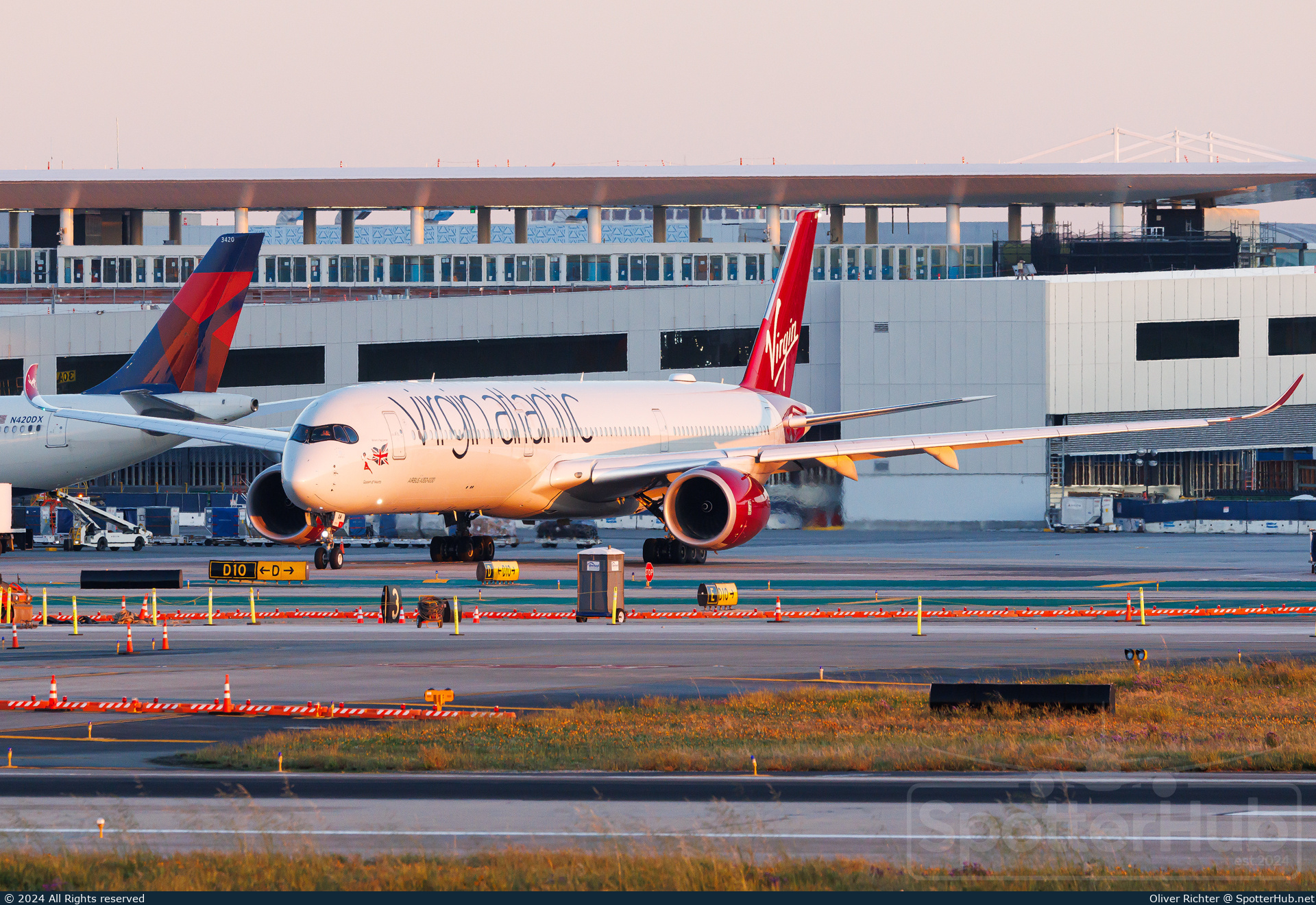 Photo of G-VJAM - Airbus A350-1041 operated by Virgin Atlantic Airways
