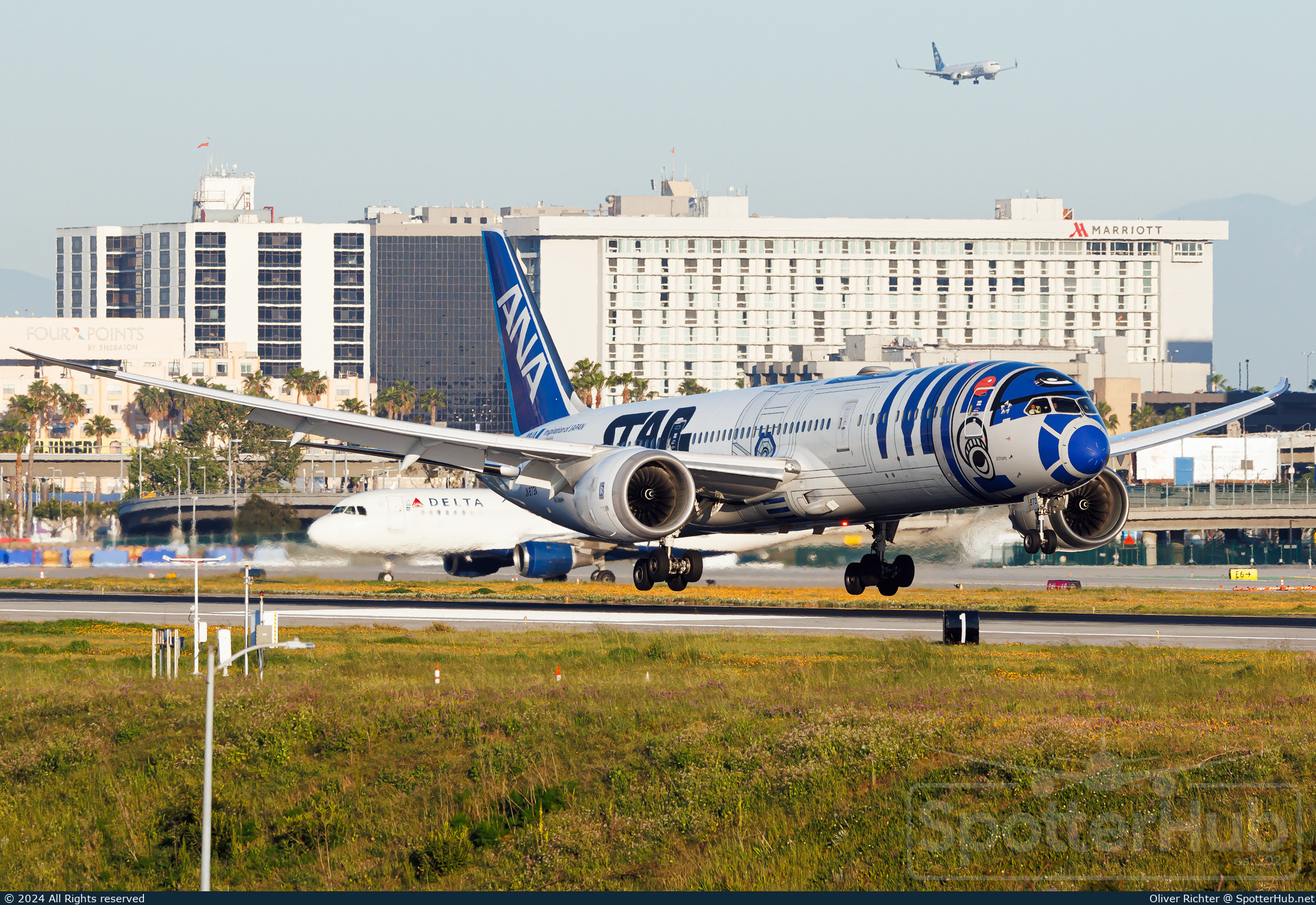 Photo of JA873A - Boeing 787-9 Dreamliner operated by ANA All Nippon Airways (opb Air Japan)